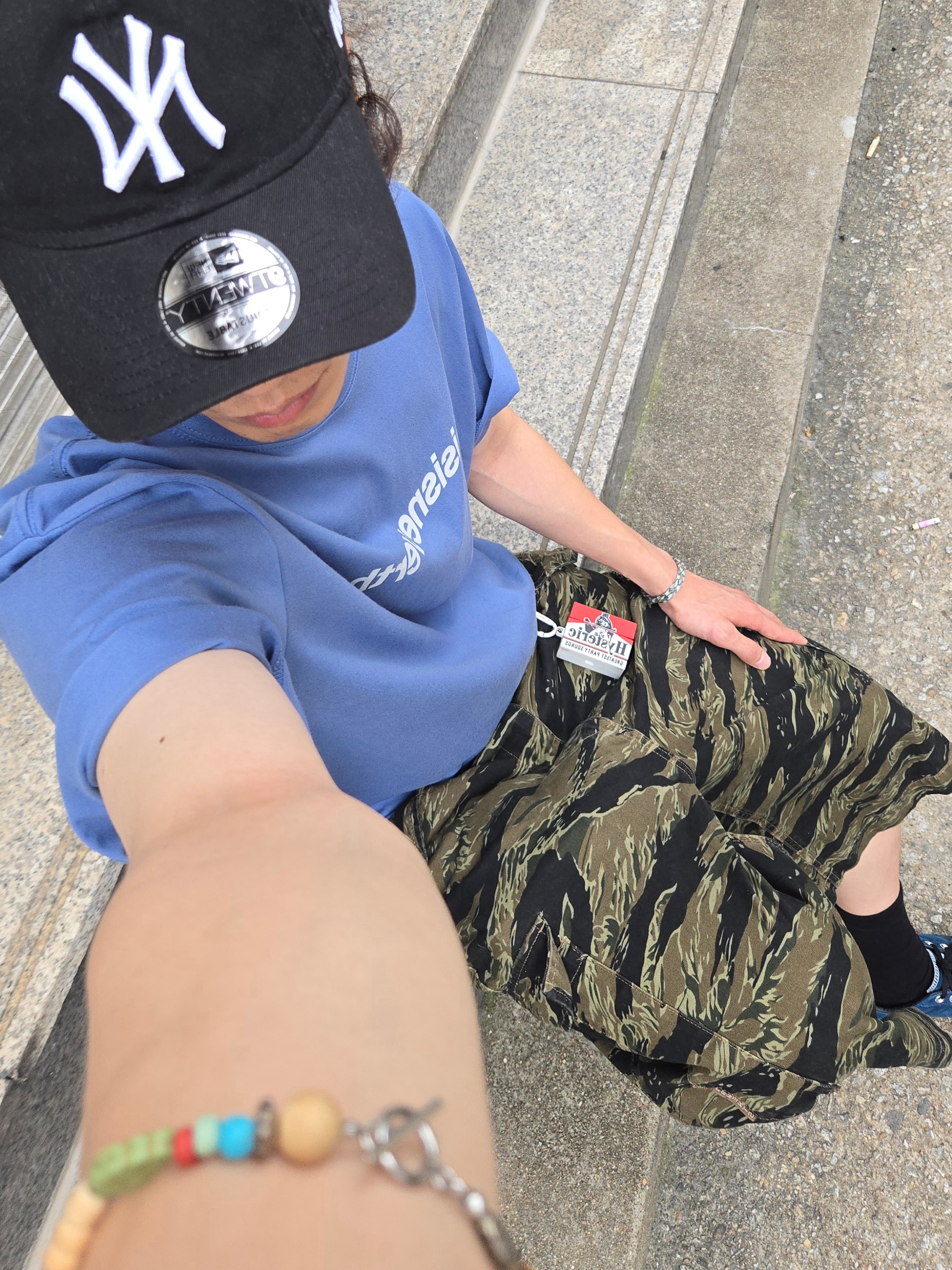 New Era x MoMA New York Yankees Cap Black, Converse x Thisisneverthat One Star Ox Poseidon 착용 스타일 - 1