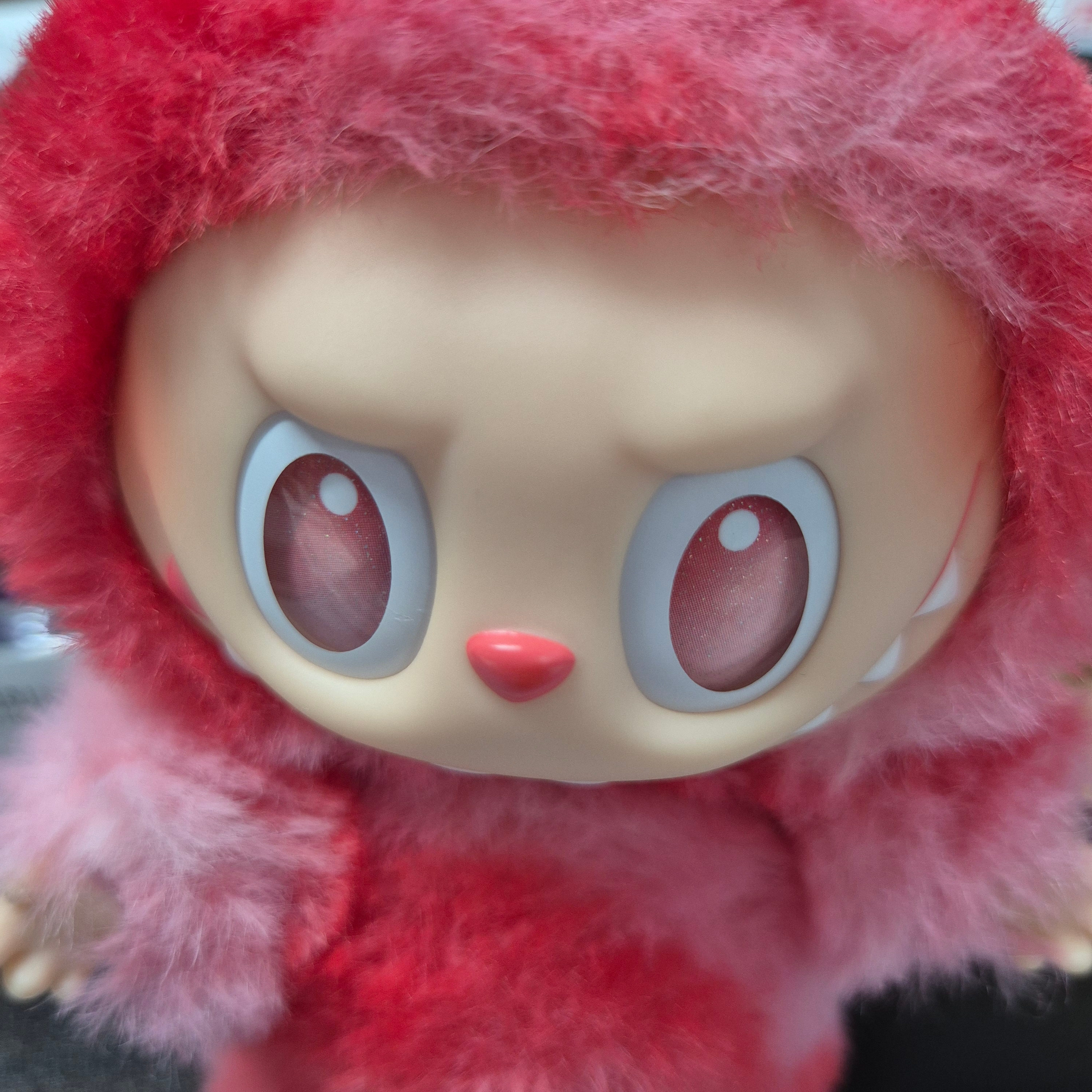 Pop Mart Labubu The Monsters Highlight Series Sealed Case (Bundle of 4/1 Blind Box) 착용 스타일