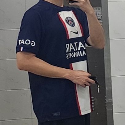 Nike Paris Saint-Germain 2022/23 Dri-Fit Stadium Home Jersey Midnight Navy (Non Marking Ver.) 착용 스타일