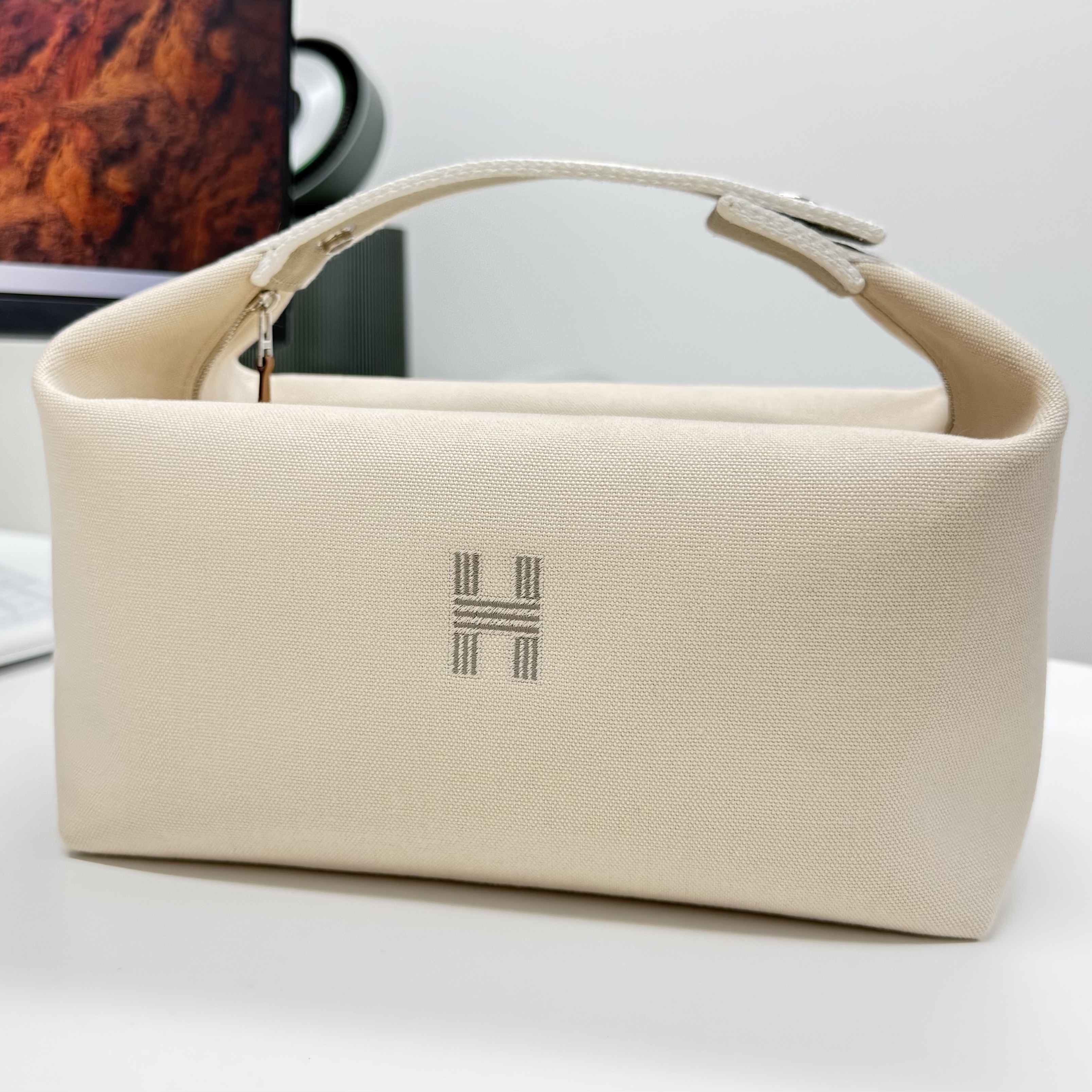 Hermes Large Bride-A-Brac Case Canvas & Naturel 착용 스타일