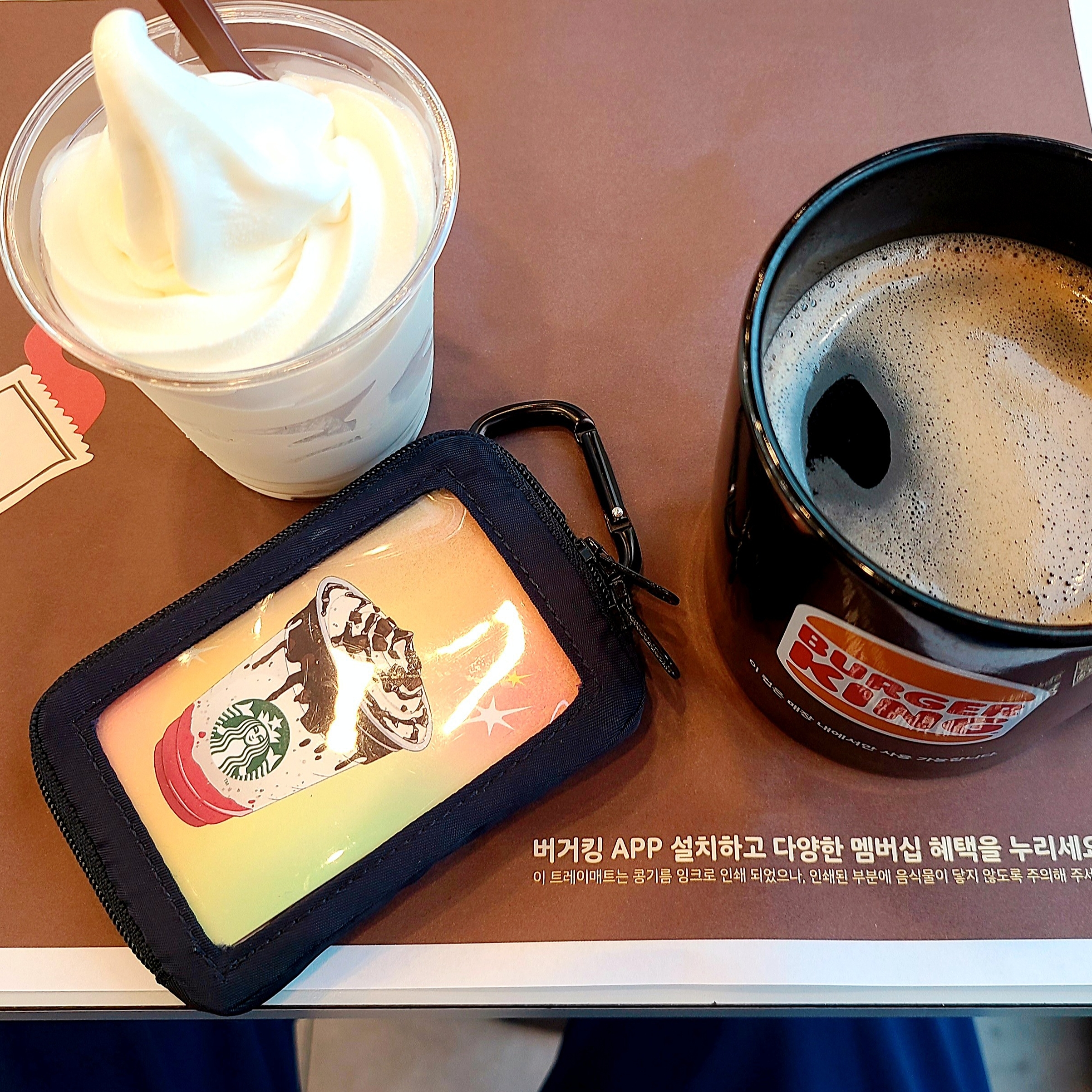 Human Made Military Card Case Navy 착용 스타일 - 2