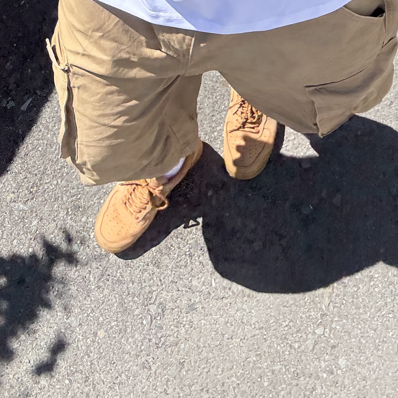 Nike Air Force 1 '07 WB Flax 착용 스타일