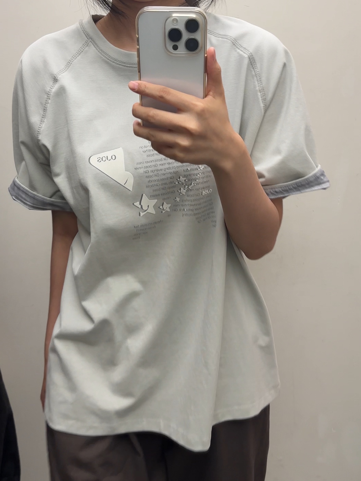OJOS Double Sleeves Raglan T-shirt Khaki 착용 스타일