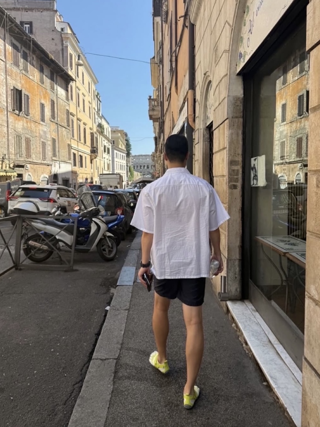 Prada Cotton Bowling Shirt White, (W) Vibram Fivefingers V-Aqua Lime Green Ivory Grey 착용 스타일 - 2