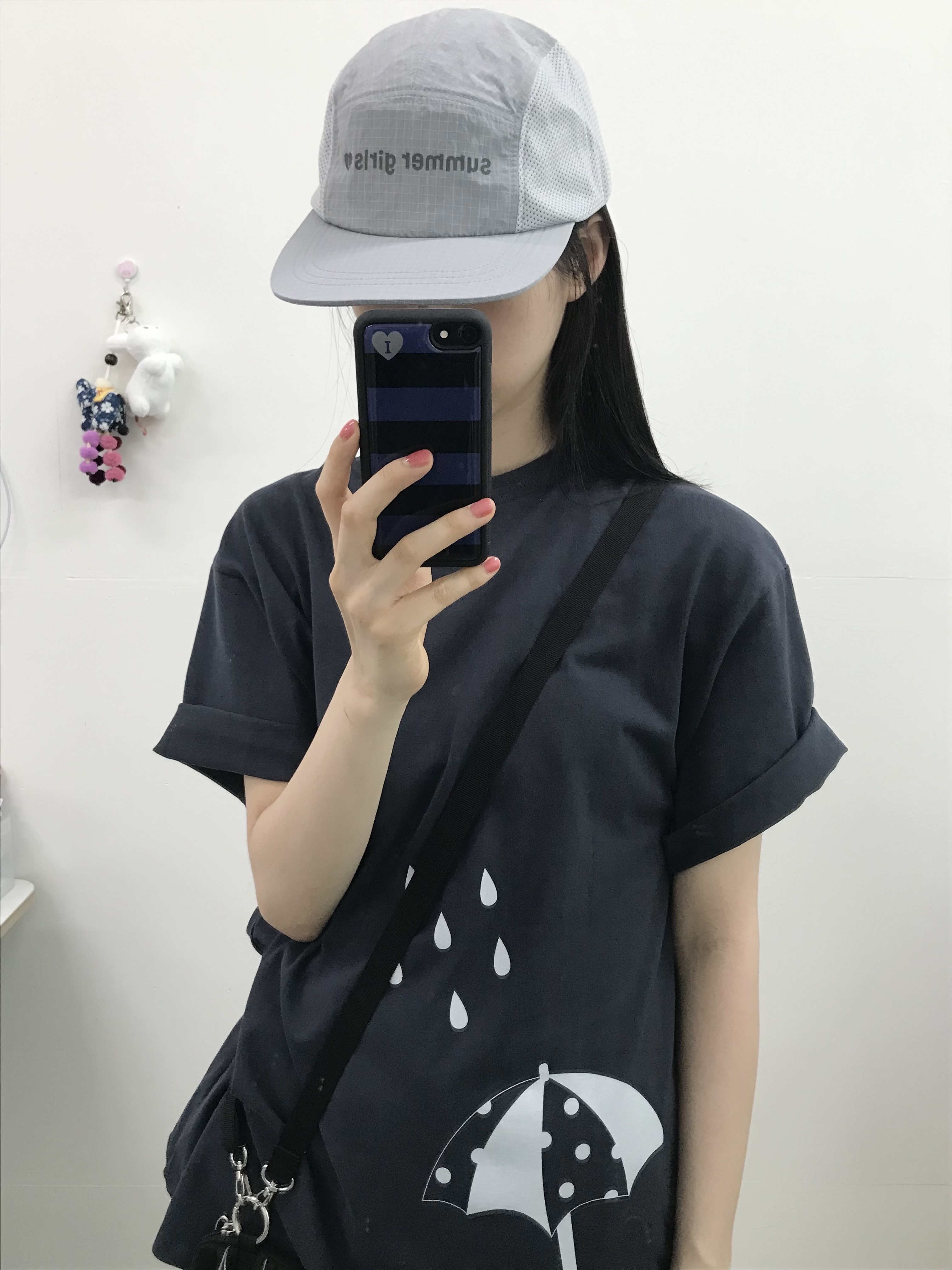 Isummerly Summer Girls Nylon Camp Cap Gray, Isummerly Rainy T-shirt-Deep Navy 착용 스타일 - 2