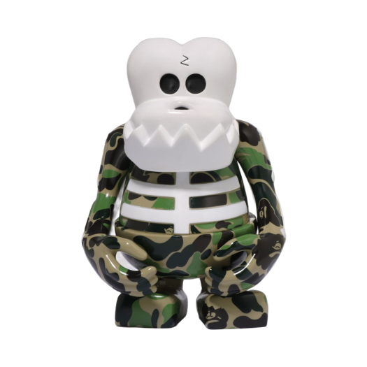 - BAPE x Bounty Hunter ABC Camo Skull-Kun Figure Green