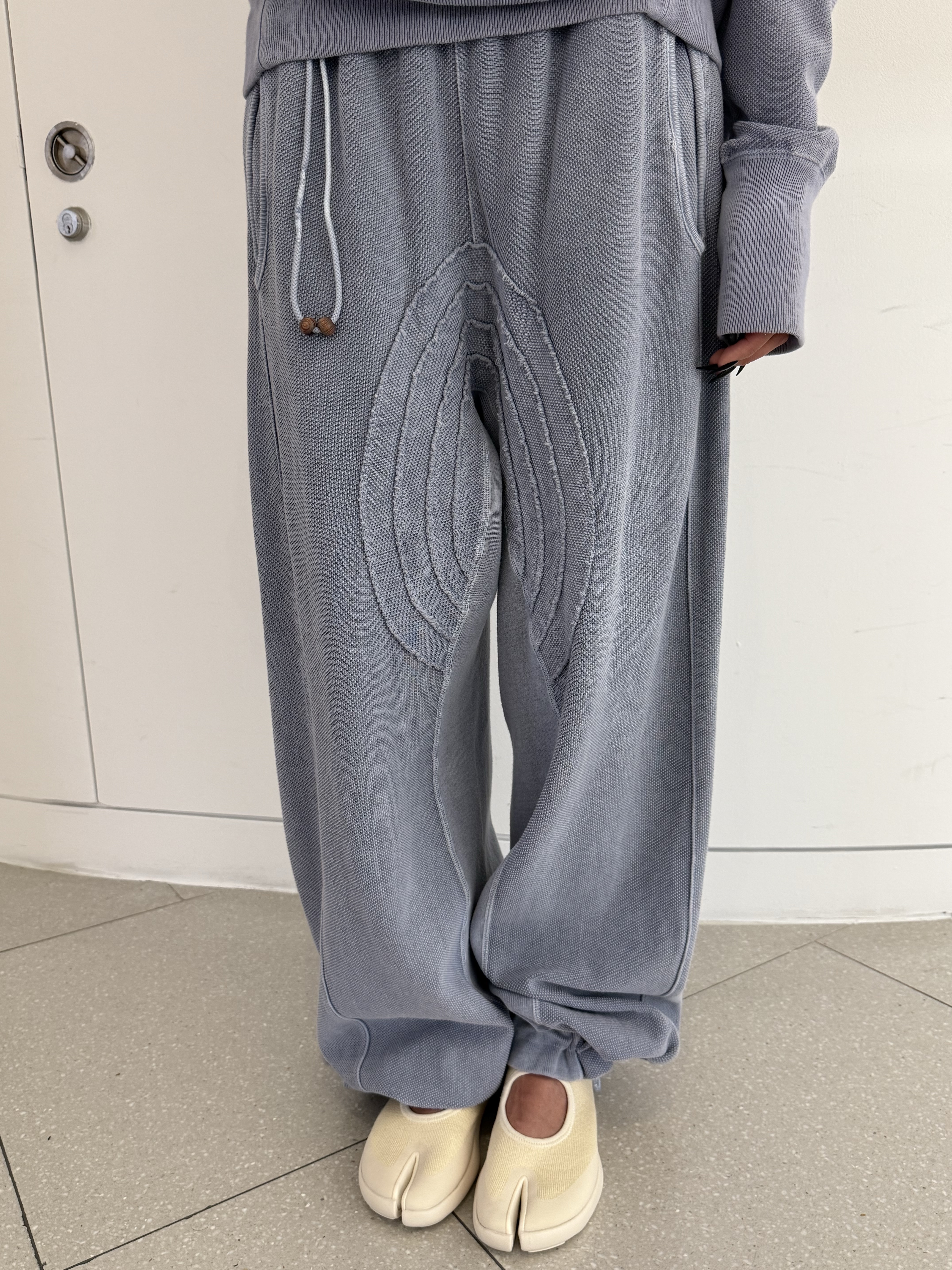 [KREAM 단독] Jian Ye Orbit Mask Hood Dyed Aqua - 25SS, [KREAM 단독] Jian Ye Orbit Pants Dyed Aqua - 25SS 착용 스타일 - 5