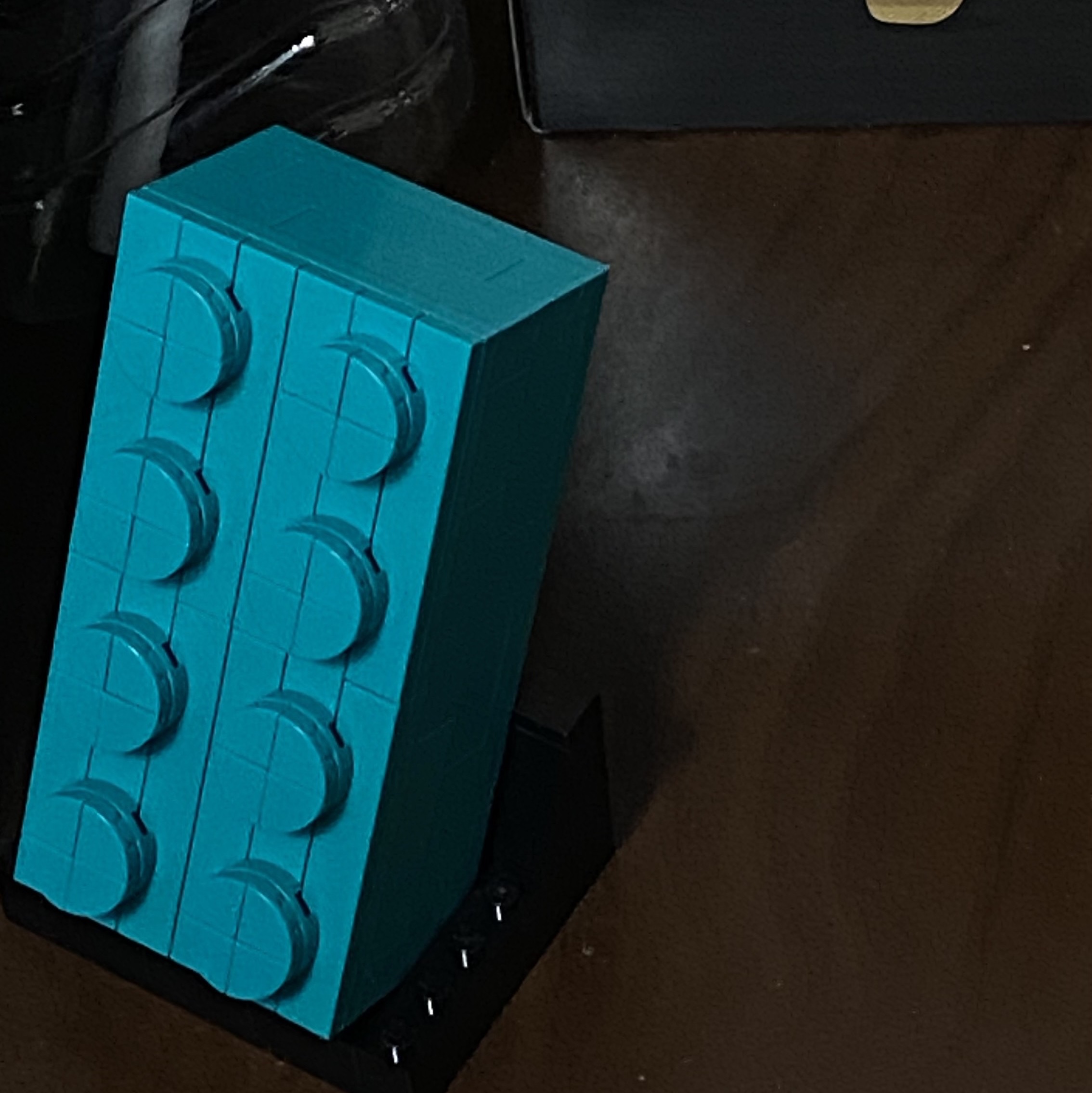 Lego Buildable 2x4 Teal Brick 착용 스타일