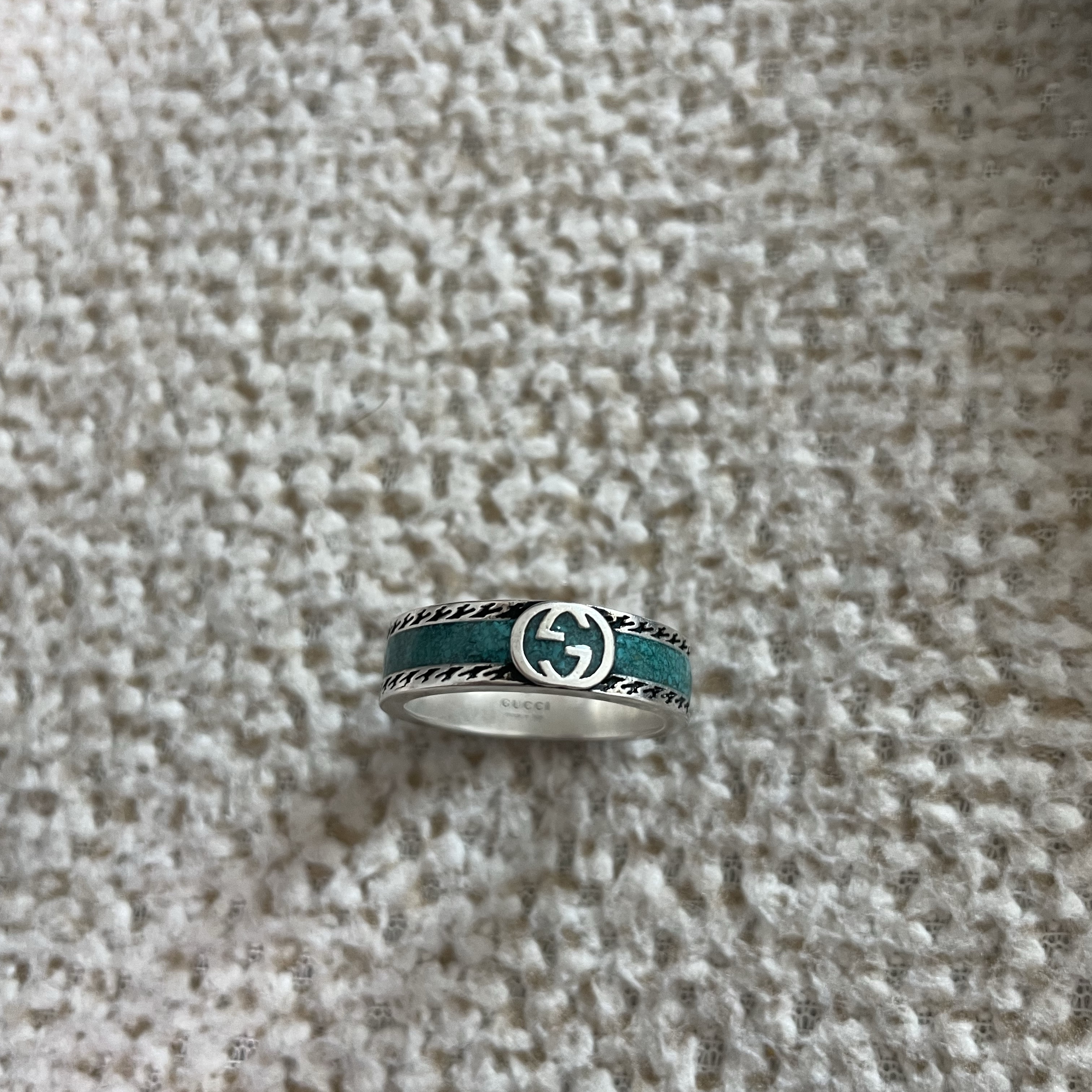 Gucci Ring With Interlocking G Silver Turquoise Enamel 착용 스타일