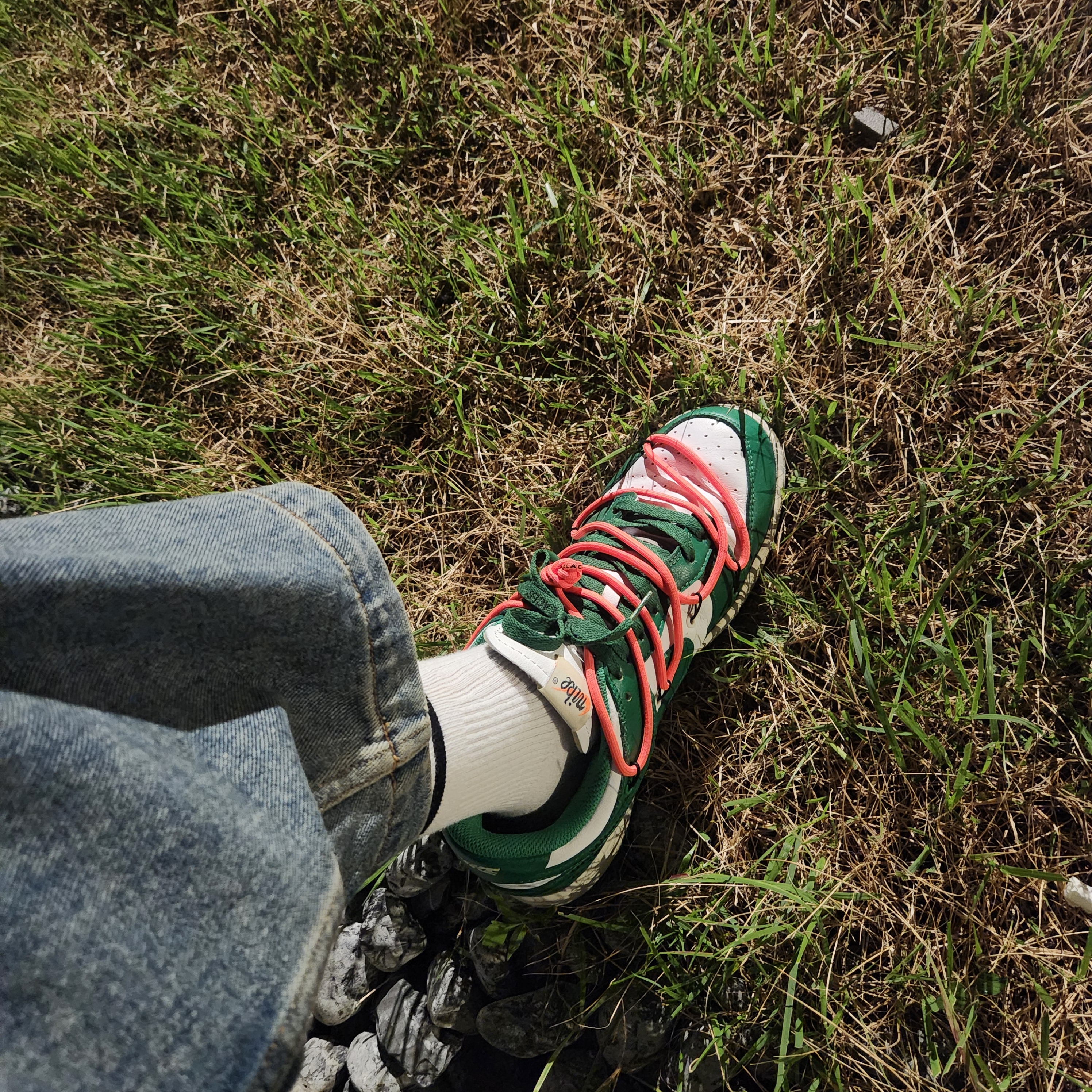 Nike x Off-White Dunk Low Pine Green 착용 스타일