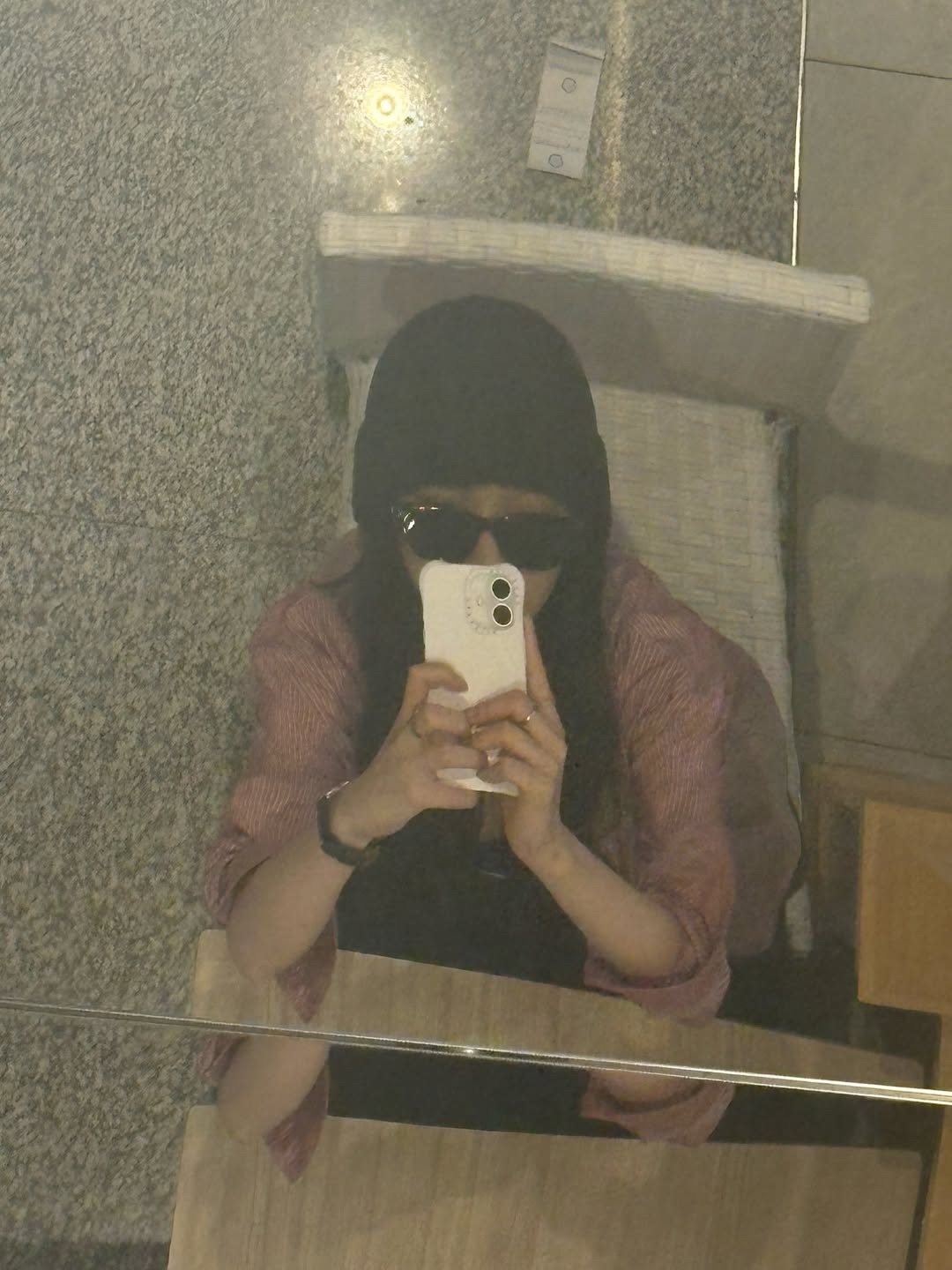 (W) Nike Sportswear Chill Knit Tight Cami Tank Top Black Sail - Asia, Casetify iPhone MagSafe Ripple Case White 착용 스타일 - 4