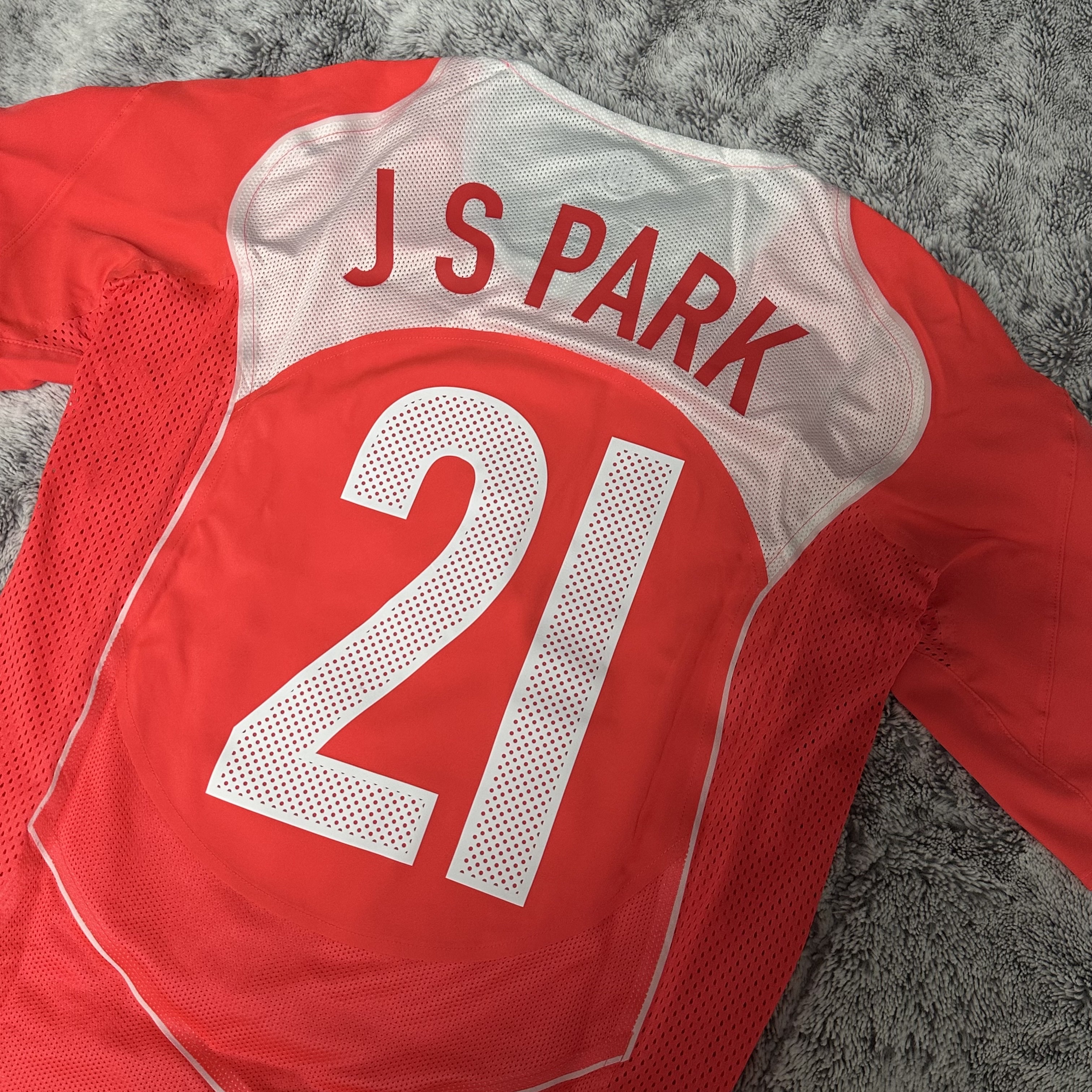 Nike Park Ji-Sung South Korea 2004 Total 90 Reissue Soccer Replica Jersey (Marking Ver.) 착용 스타일