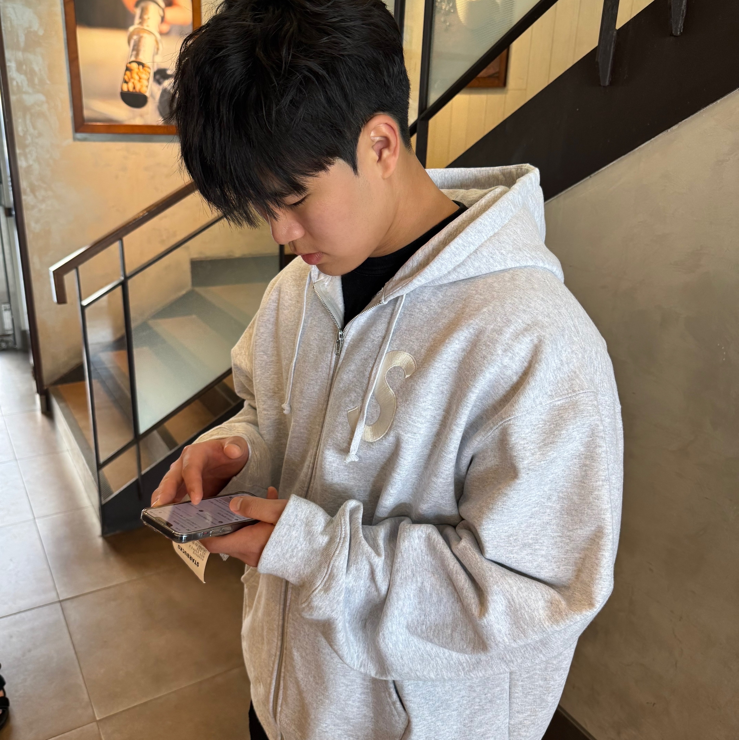 Supreme S Logo Zip Up Hooded Sweatshirt Ash Grey - 24FW 착용 스타일