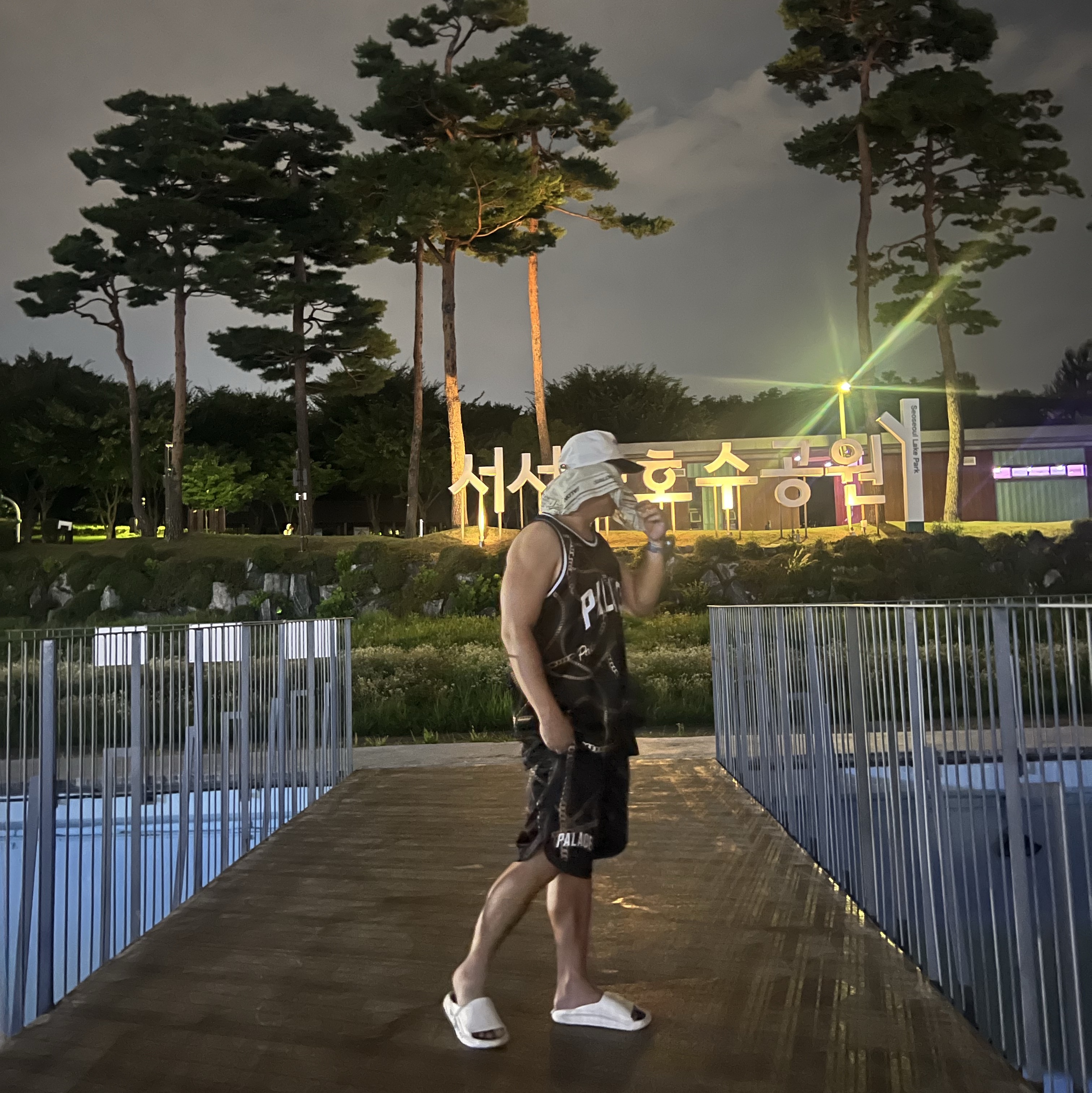 Palace Chain Basketball Vest Black - 23FW, Palace Chain Basketball Shorts Black - 23FW 착용 스타일 - 2