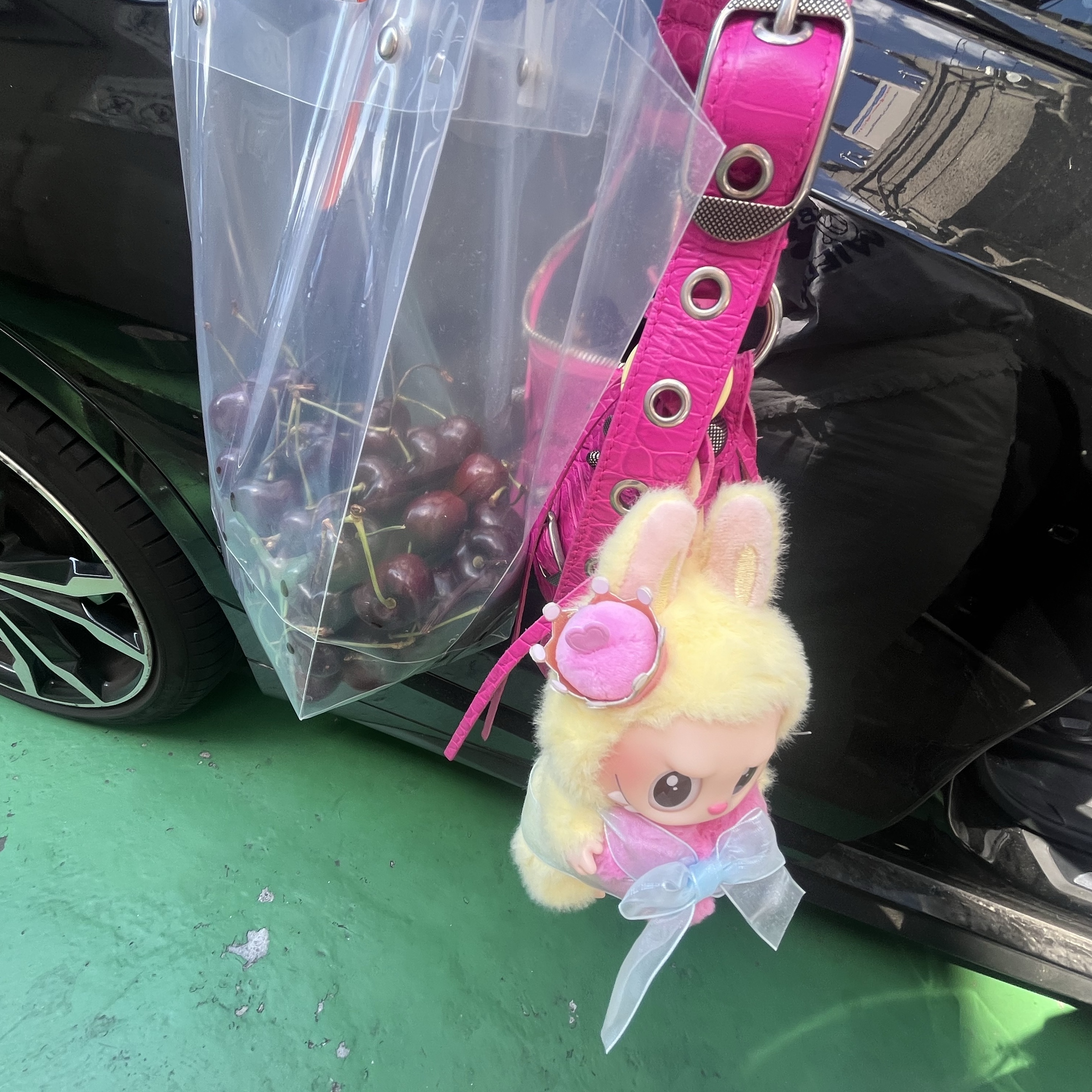 Pop Mart The Monsters Checkmate Series Plush Keyring 착용 스타일 - 1