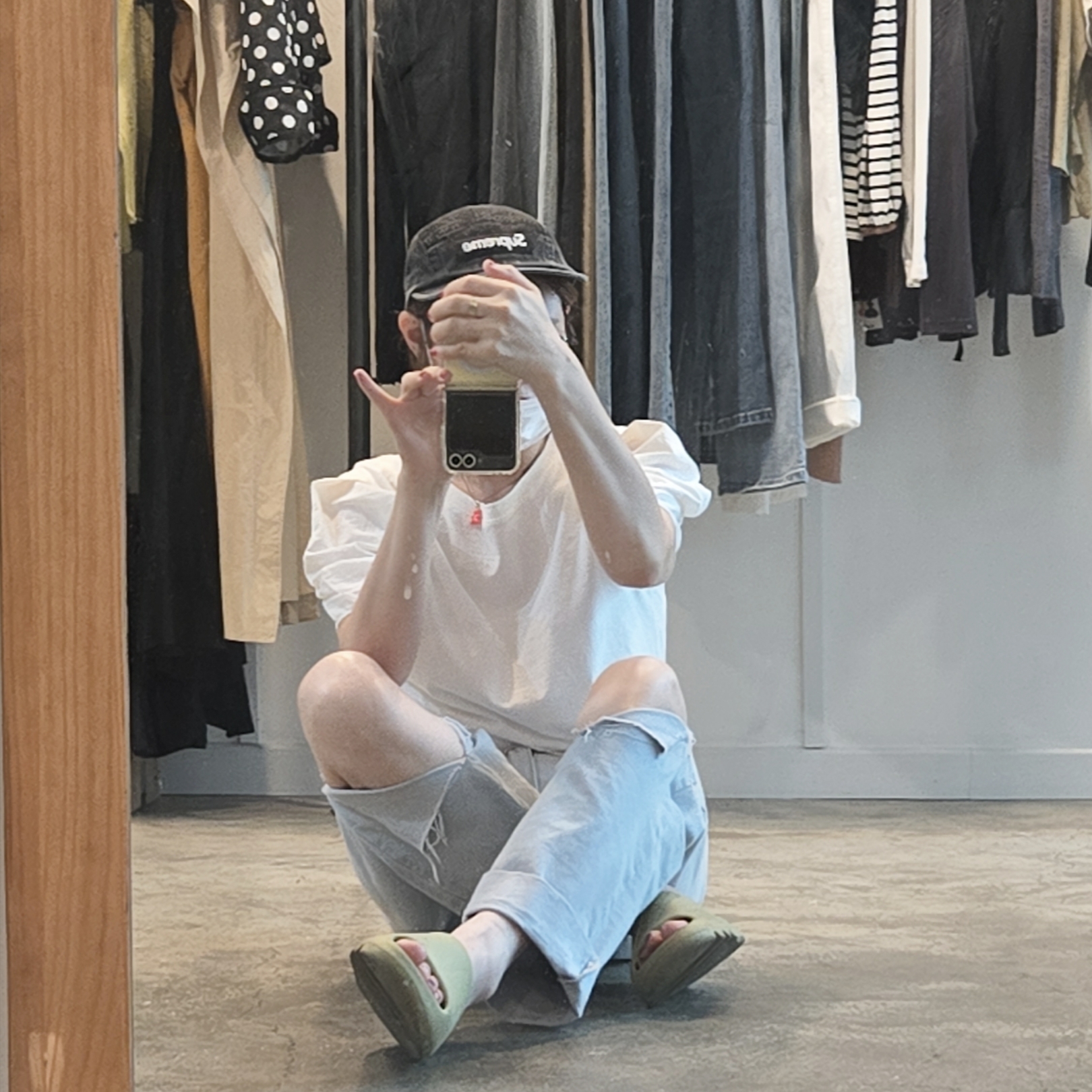 Supreme Washed Chino Twill Camp Cap Black - 25SS, Adidas Yeezy Slide Resin 2022 착용 스타일