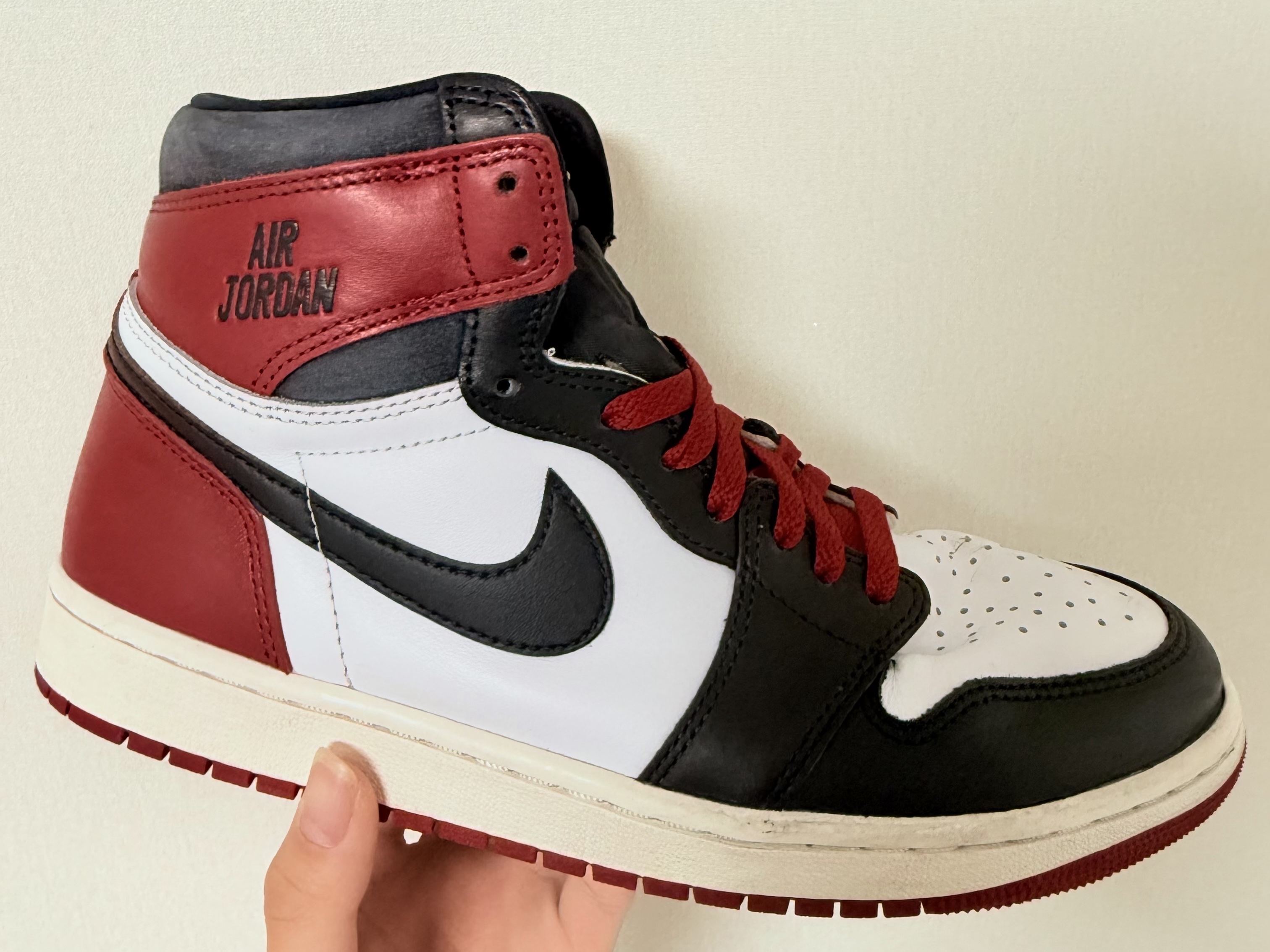 Jordan 1 Retro High OG Black Toe 착용 스타일
