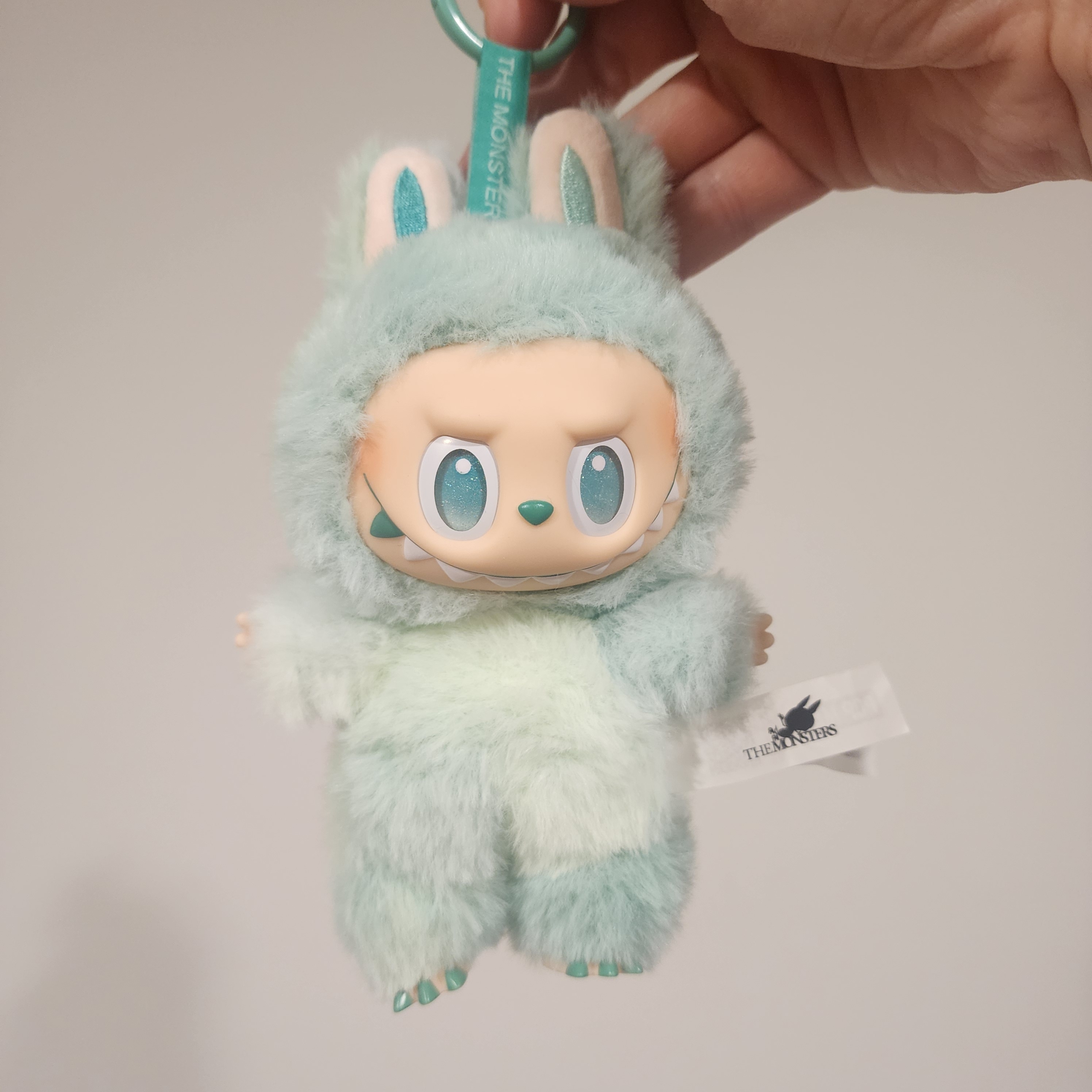 Pop Mart Labubu The Monsters Highlight Series Serenity Keyring (Opened Case) 착용 스타일 - 1