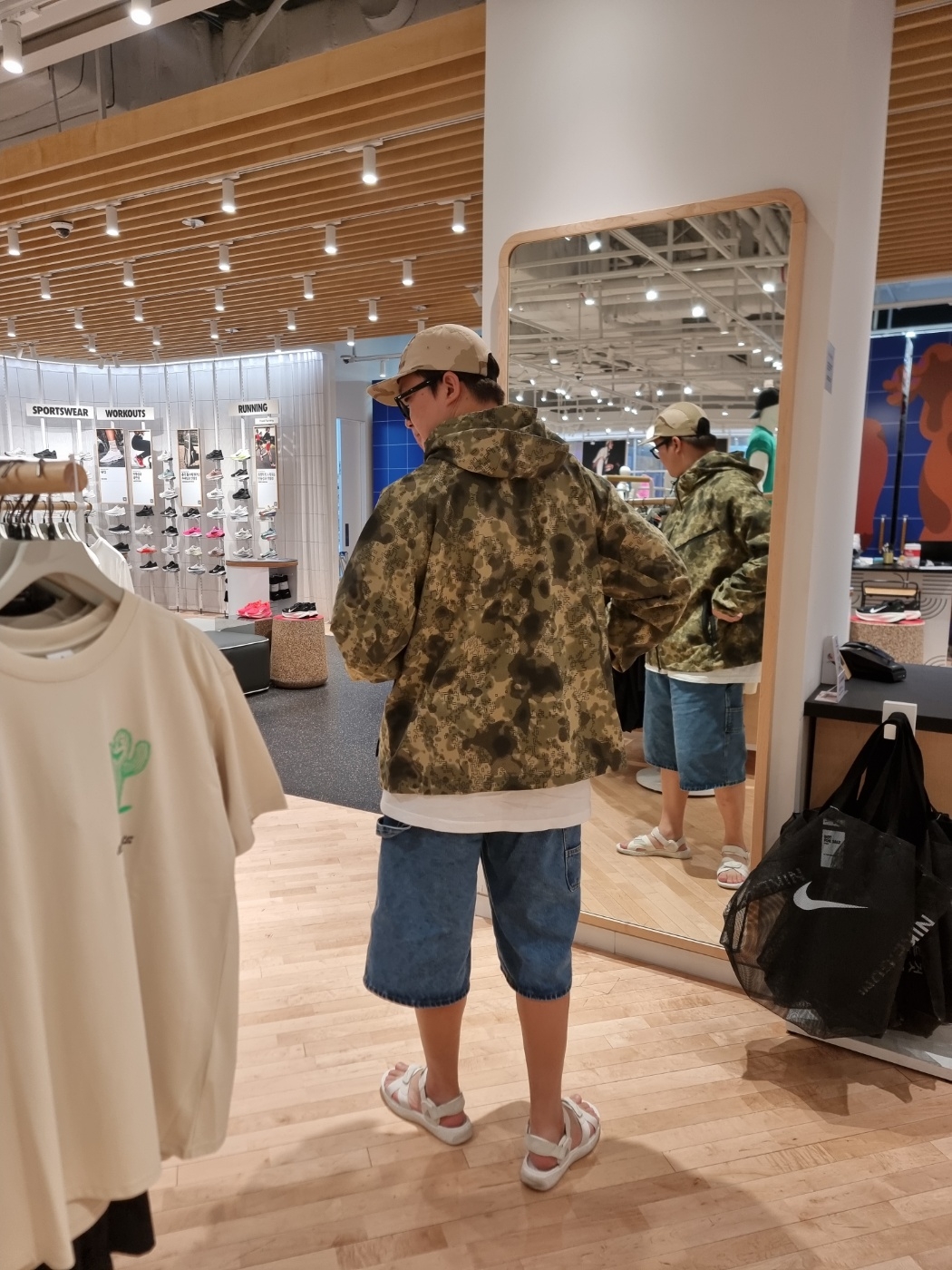 Supreme Washed Chino Twill Camp Cap Desert Camo - 24SS, Hangle EPI Black 2 Size 착용 스타일 - 3