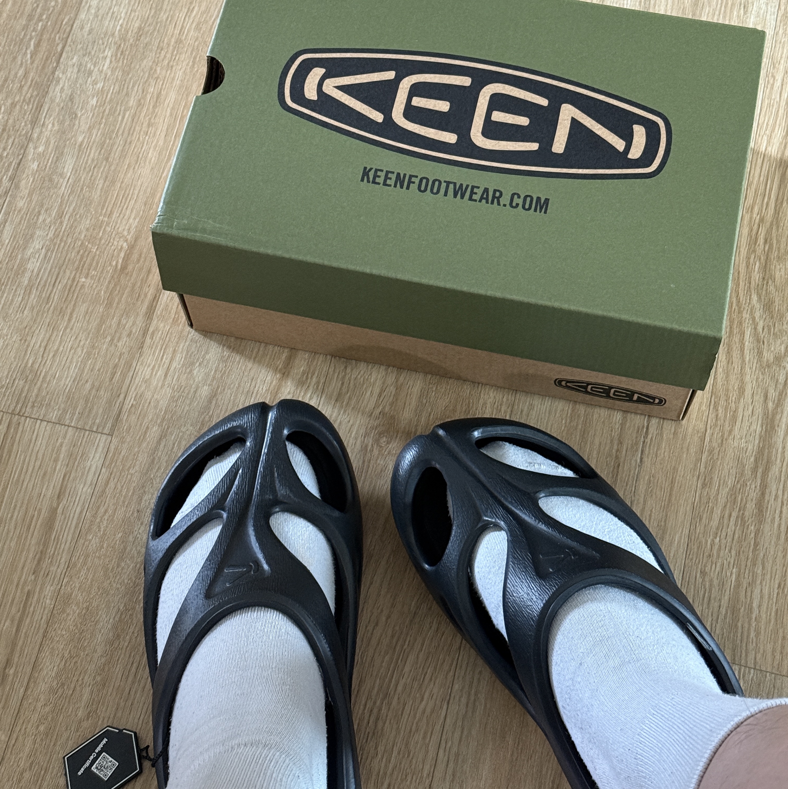 (W) Keen Shanti Black Dawn Blue 착용 스타일 - 1