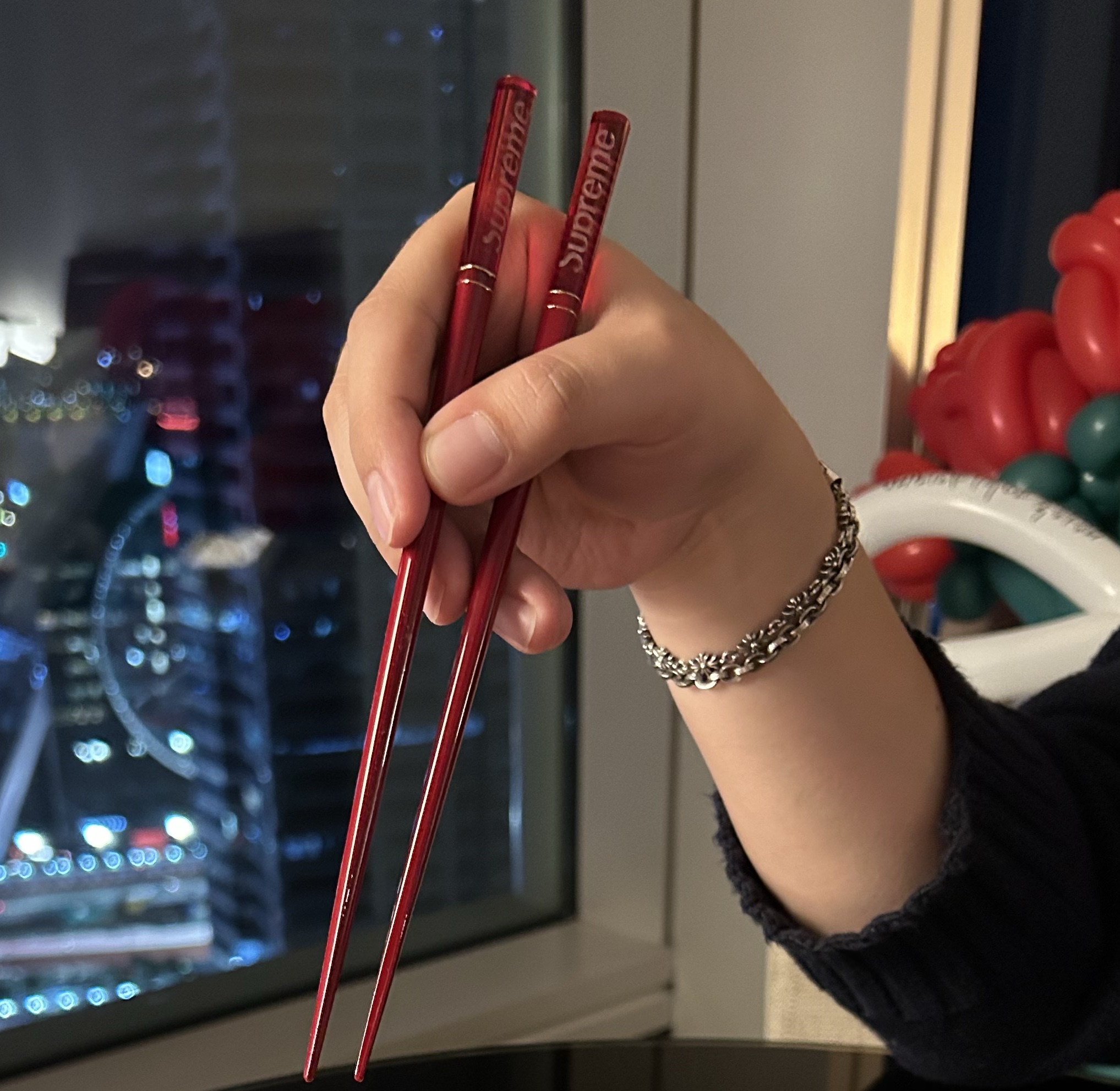 Supreme Chopstick Set Red - 23FW, Hansroom Chrome Hearts Large Paper Chain Bracelet 착용 스타일