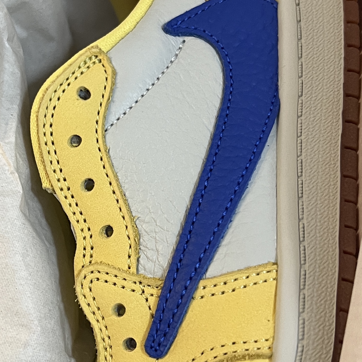(PS) Jordan 1 x Travis Scott Retro Low OG SP Canary 착용 스타일
