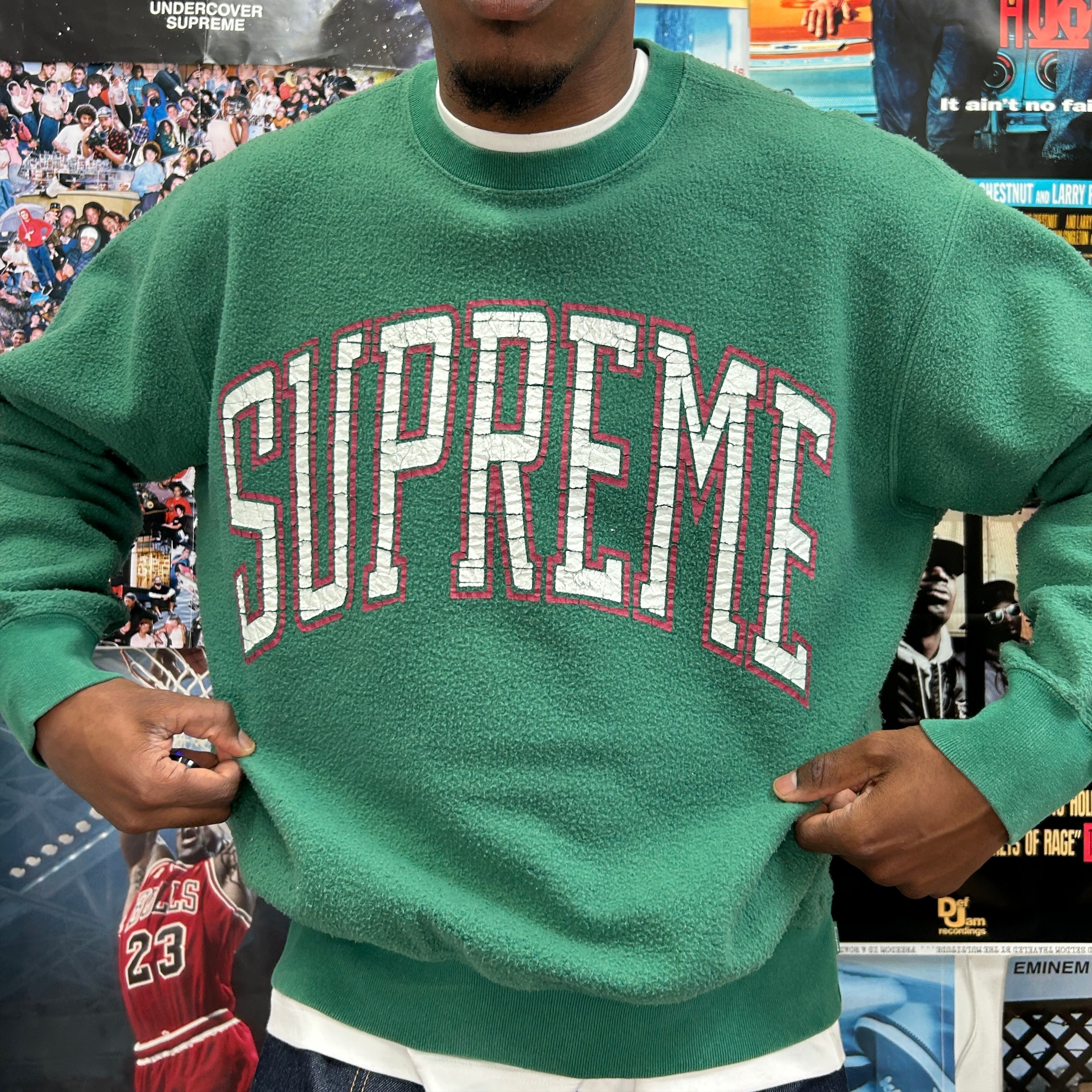 Supreme Inside Out Crewneck Light Pine - 23FW 착용 스타일