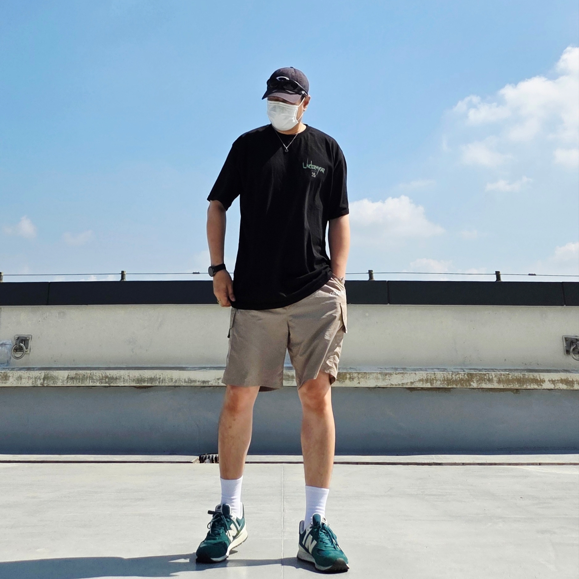 Oakley Remix Dad Hat Blackout, Oakley Eye Jacket Redux Matte Black Frame Prizm Grey Lenses High Bridge Fit 착용 스타일 - 4