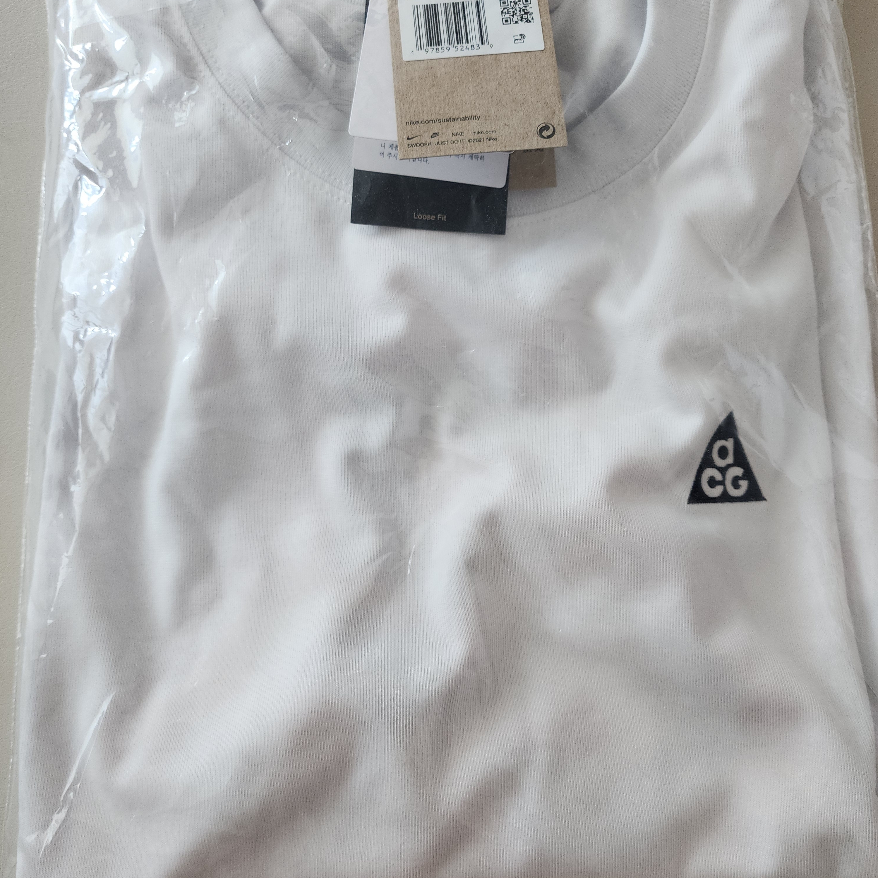 Nike ACG Max 90 T-Shirt Summit White - Asia 착용 스타일