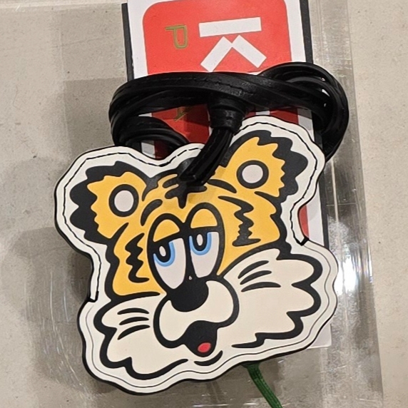 Kenzo x Verdy Market Key Holder in Leather Multicolor - 25SS 착용 스타일