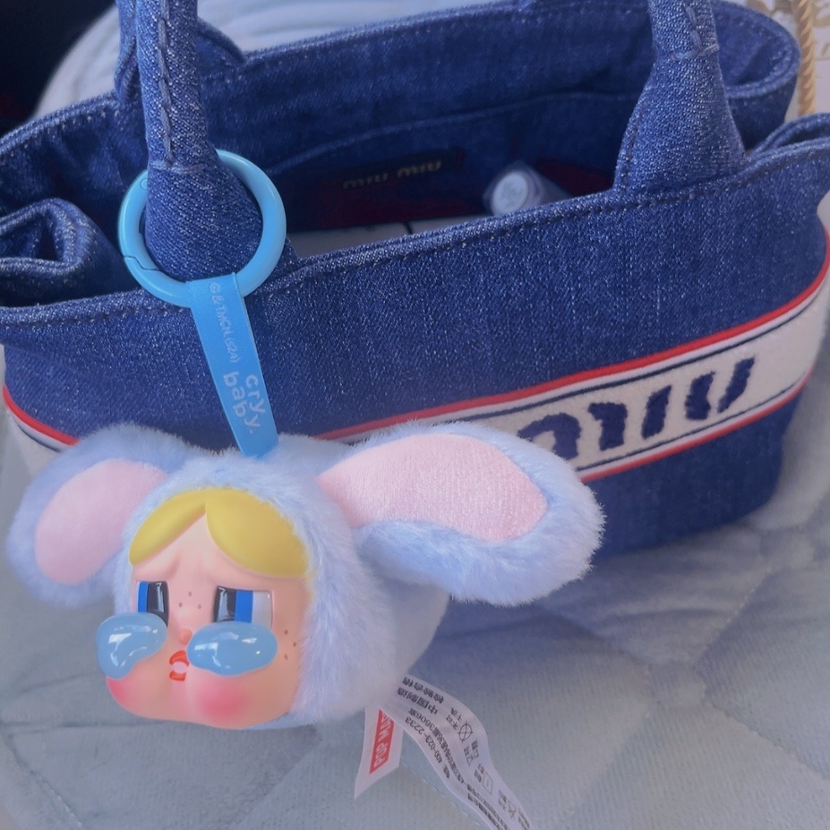 Pop Mart Crybaby x Powerpuff Girls Series Keyring Bunny Bubbles (Opened Case), Miu Miu Denim Handbag with Embroidered Logo Blue 착용 스타일
