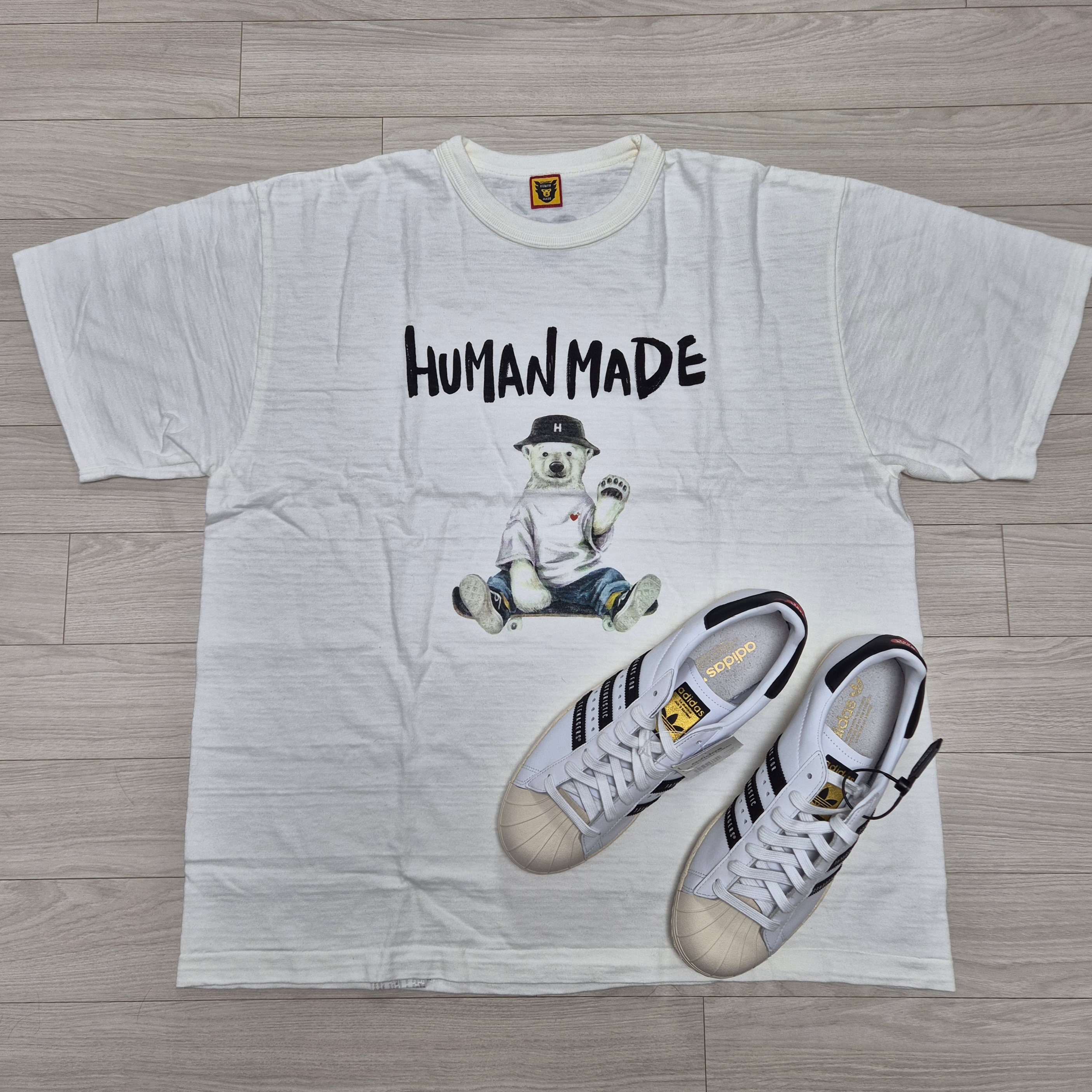 Adidas x Human Made Superstar White Black, Human Made Graphic T-Shirt #16 White 착용 스타일 - 1