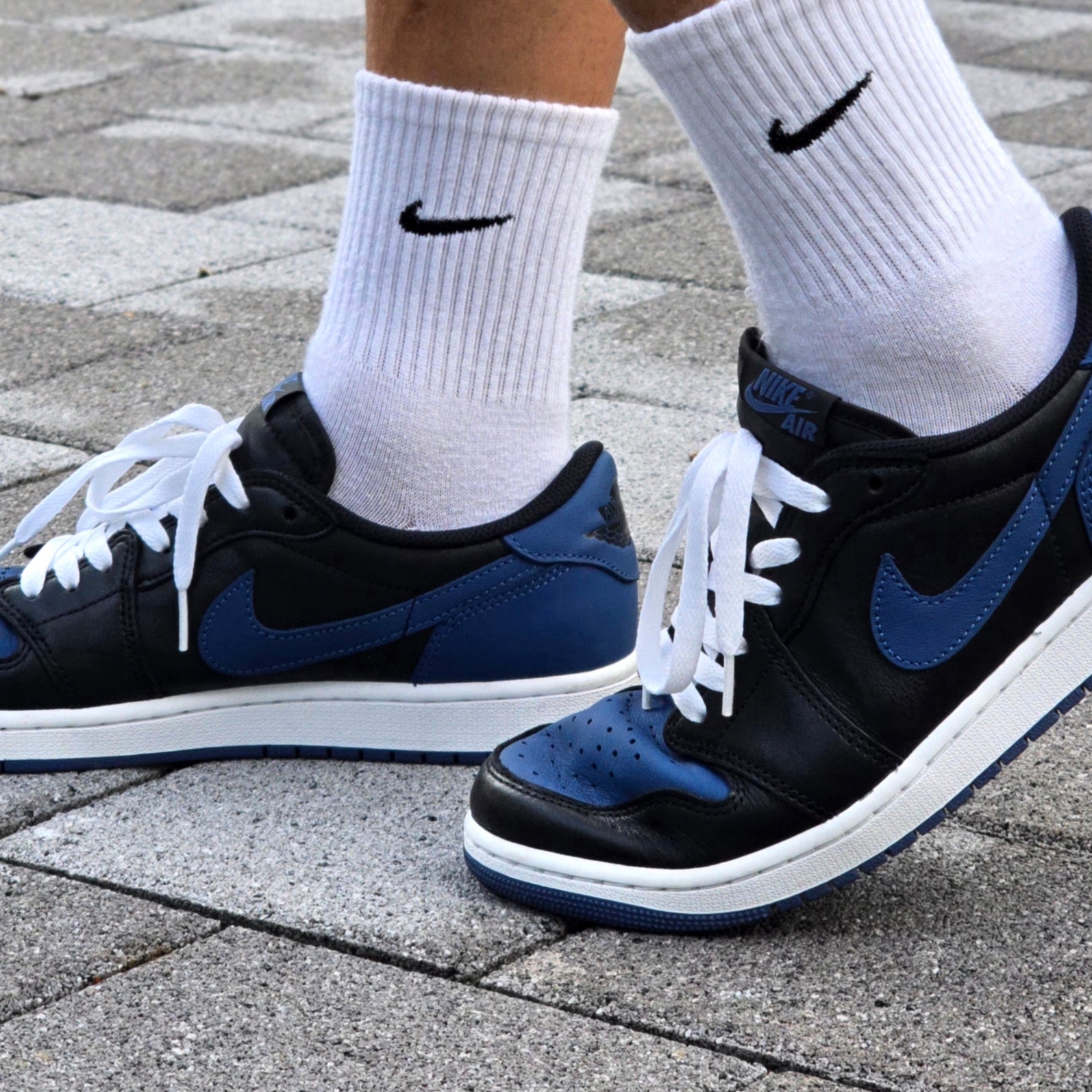 Jordan 1 Retro Low OG Mystic Navy, (W) Jordan 1 Retro Low OG Mystic Navy 착용 스타일 - 1
