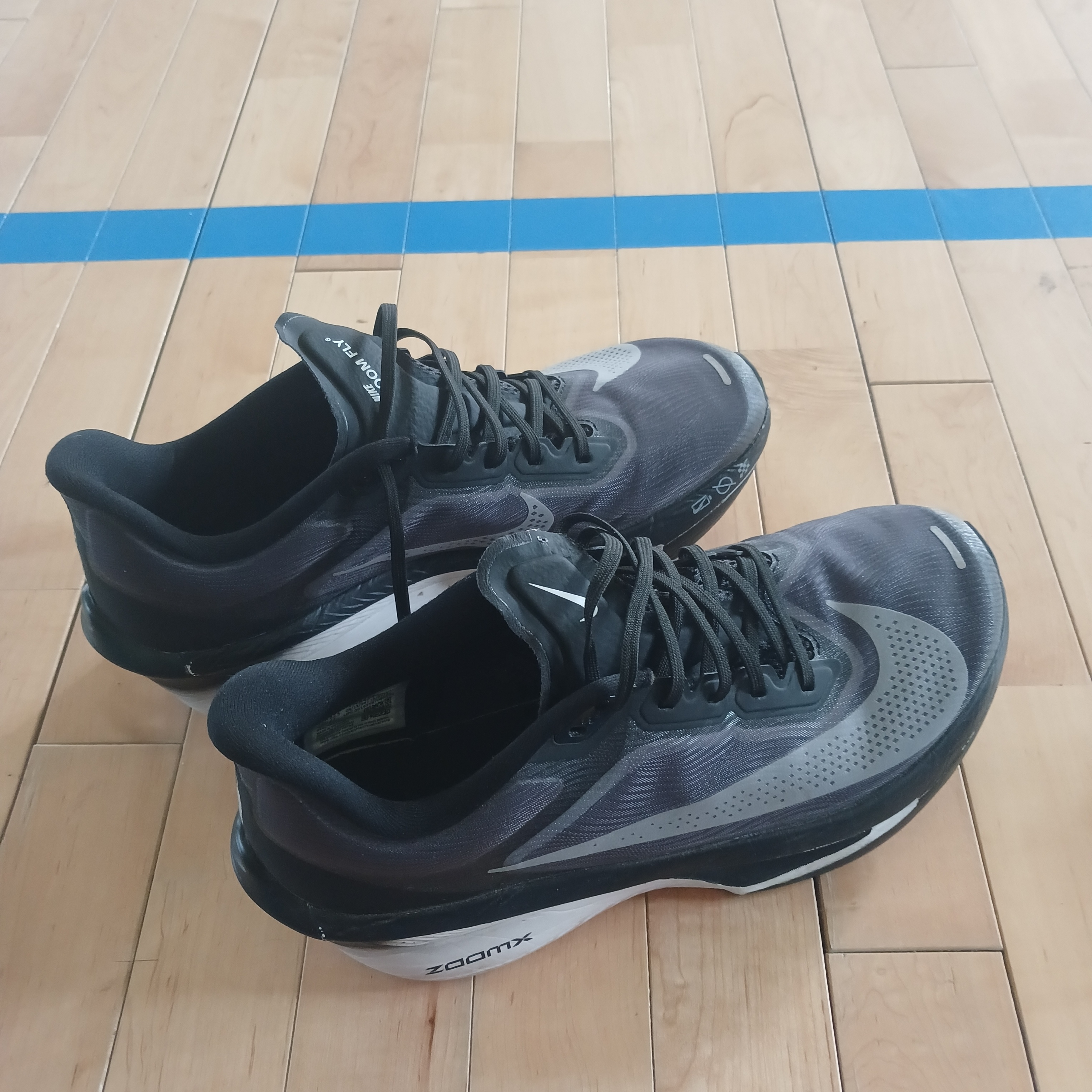 Nike Zoom Fly 6 Black Light Smoke Grey 착용 스타일