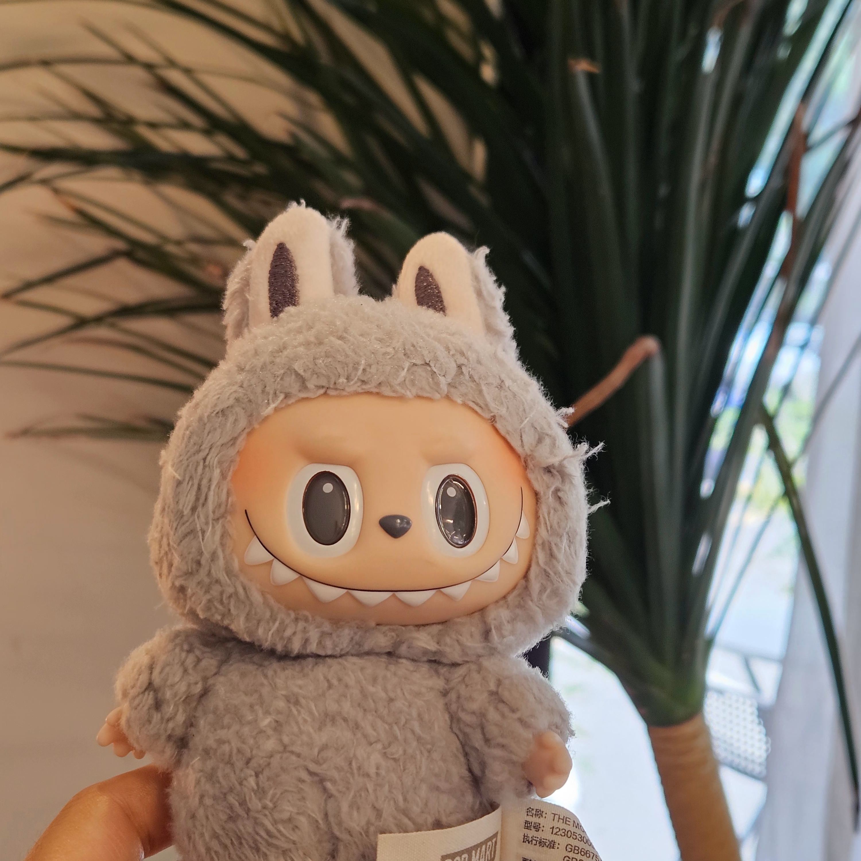 Pop Mart Labubu The Monsters Labubu Tasty Macarons Series Sesame Bean Keyring (Opened Case), (W) Helen Kaminski Bianca Nougat Natural Logo 착용 스타일 - 3