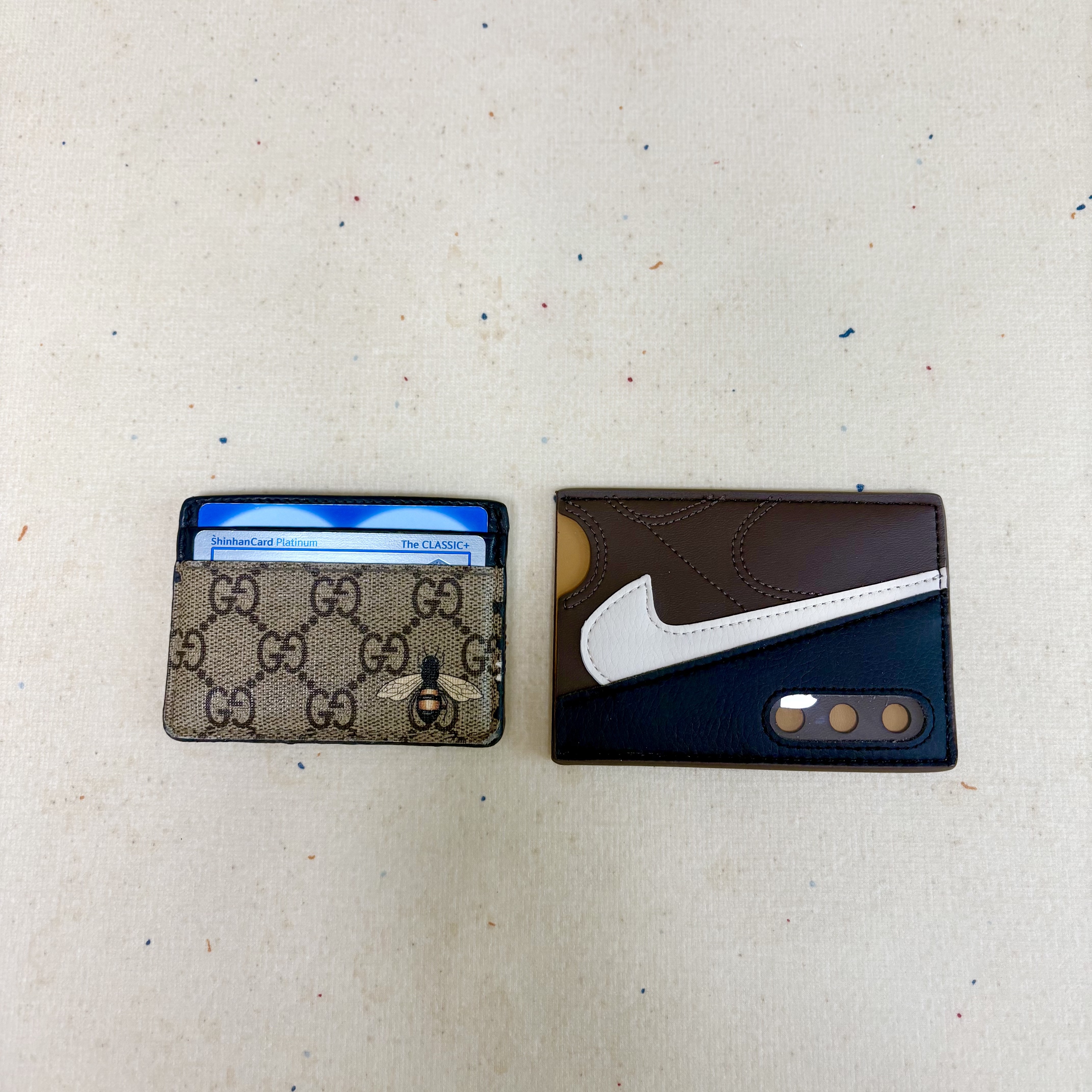 Nike Icon Air Max 90 Card Wallet Brown Black 착용 스타일 - 4