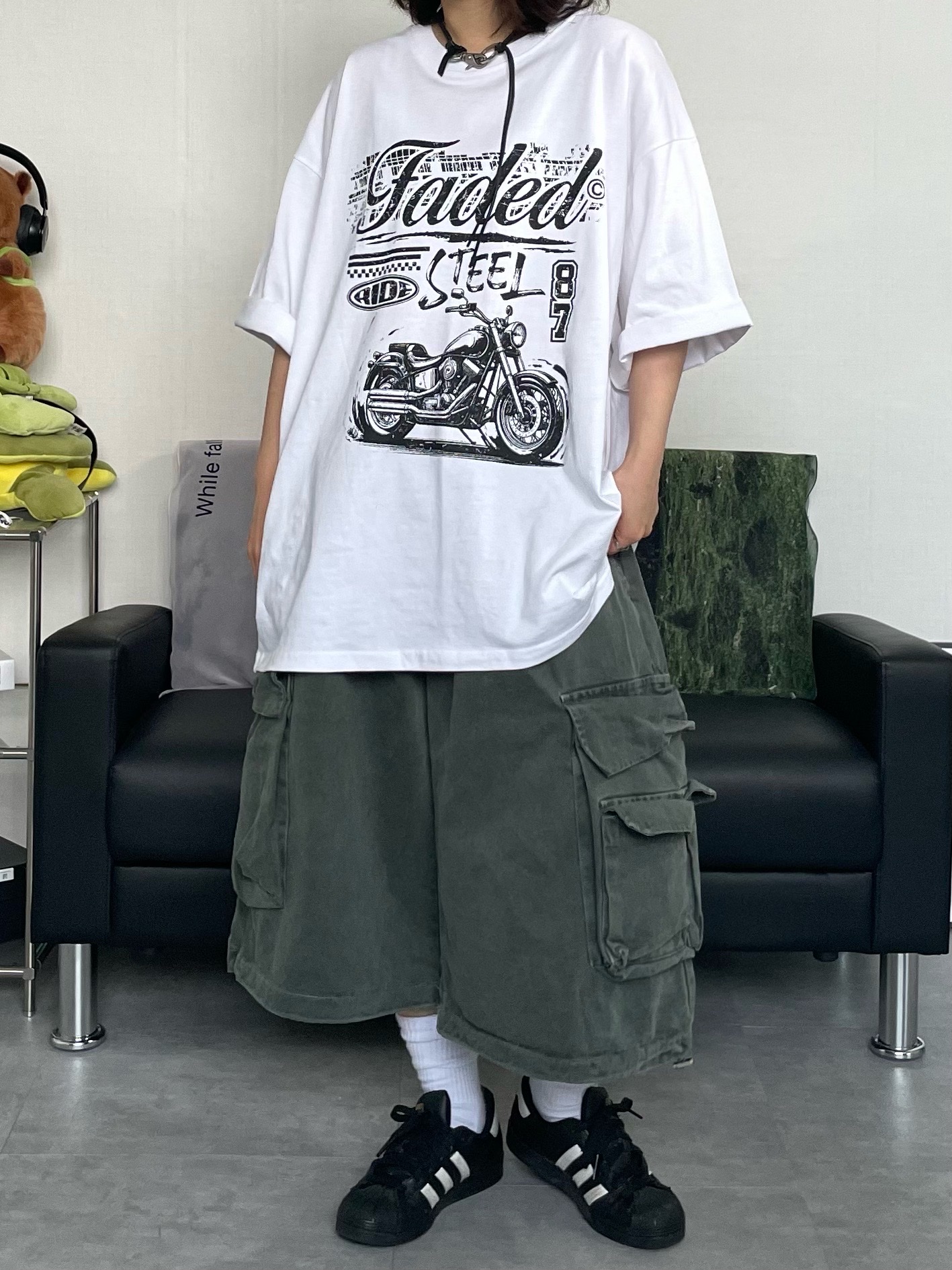 Adidas Superstar Core Black White, Our Legacy Ladon Leather Keychain Black 착용 스타일 - 4