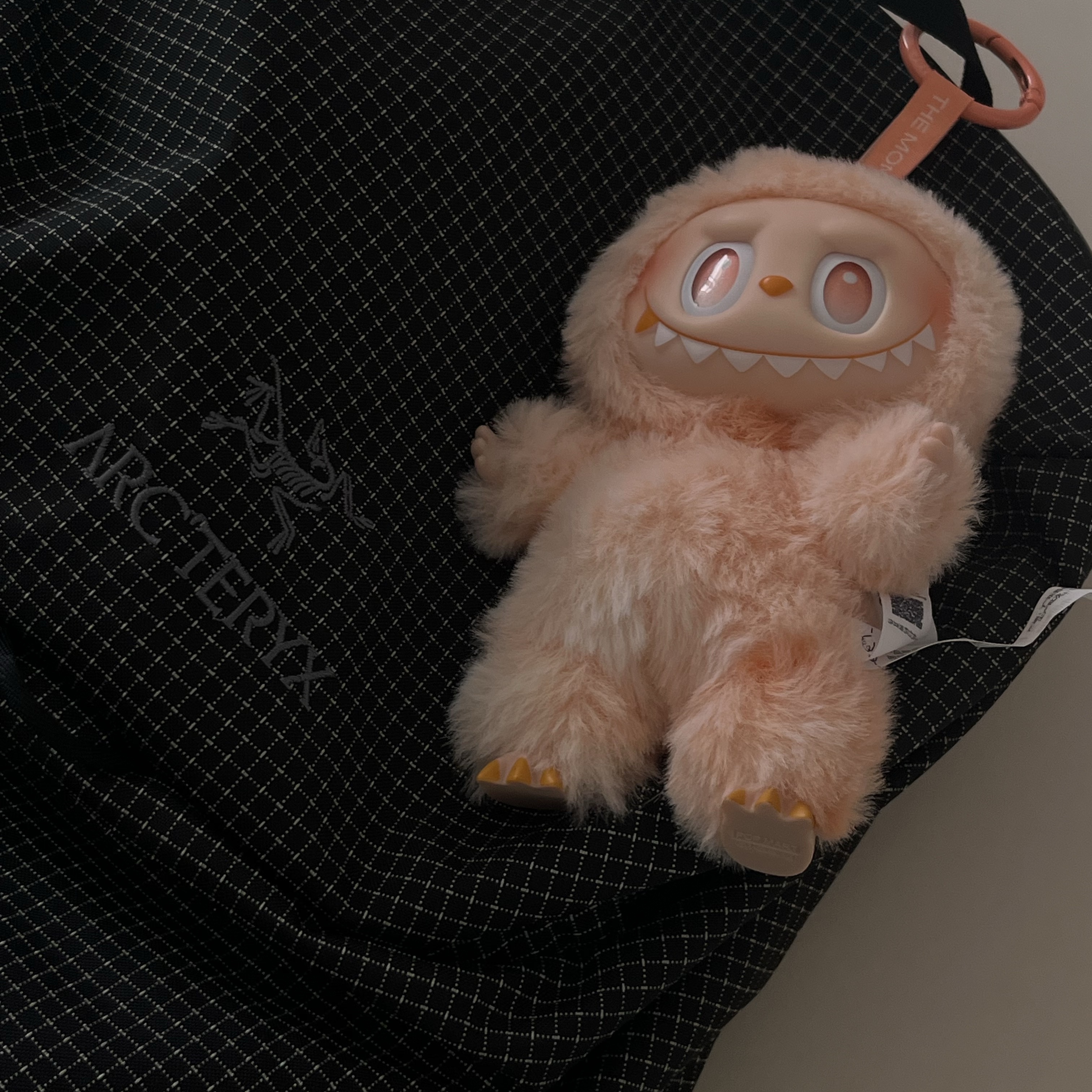 Pop Mart Labubu The Monsters Highlight Series Happiness Keyring (Opened Case) 착용 스타일 - 3