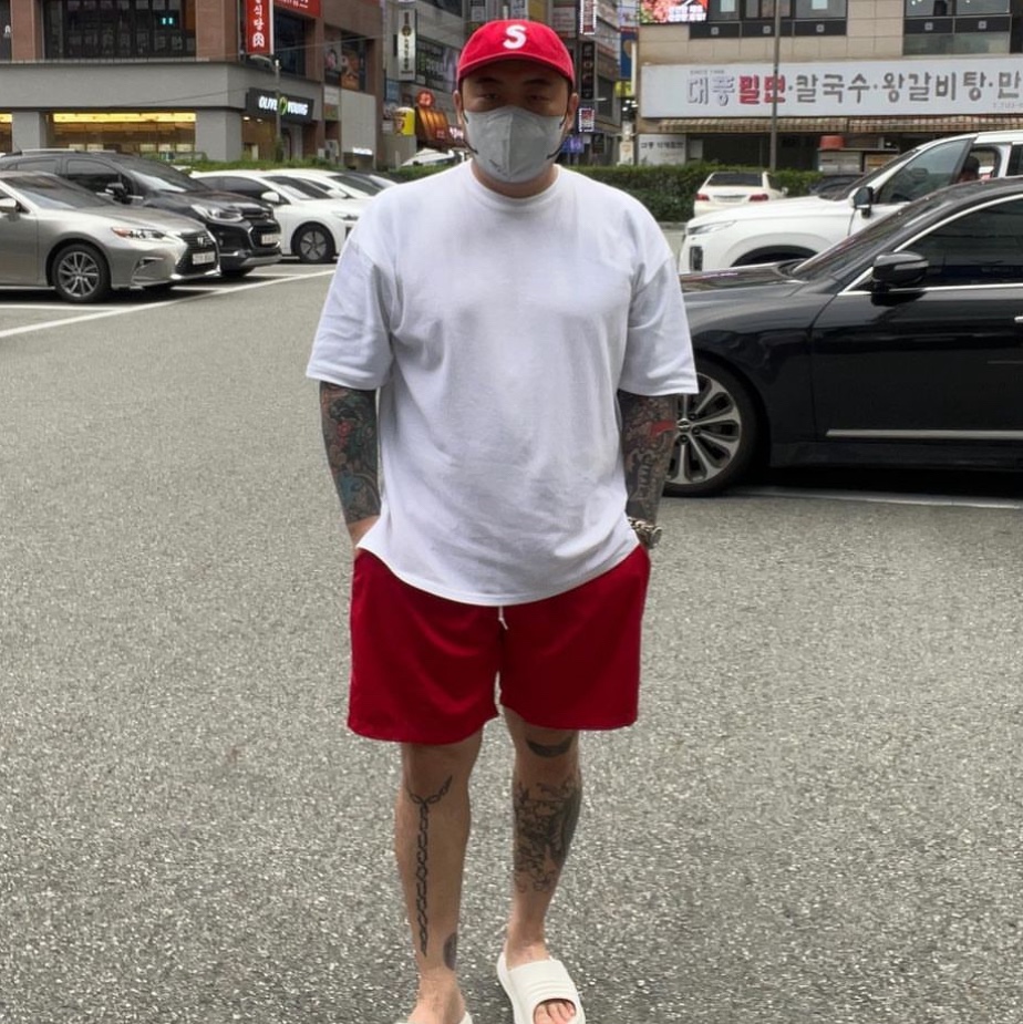 Supreme Raffia S Logo 6-Panel Red - 22SS 착용 스타일