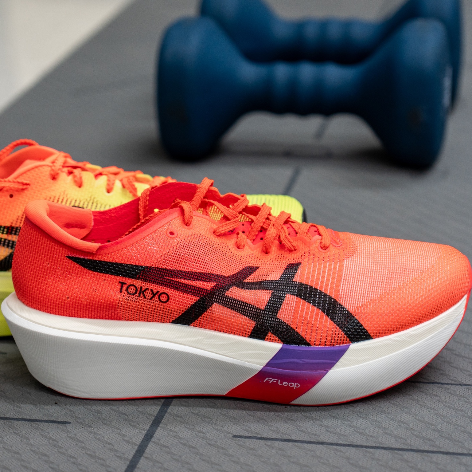 Asics Metaspeed Sky Tokyo Flash Red Black 착용 스타일