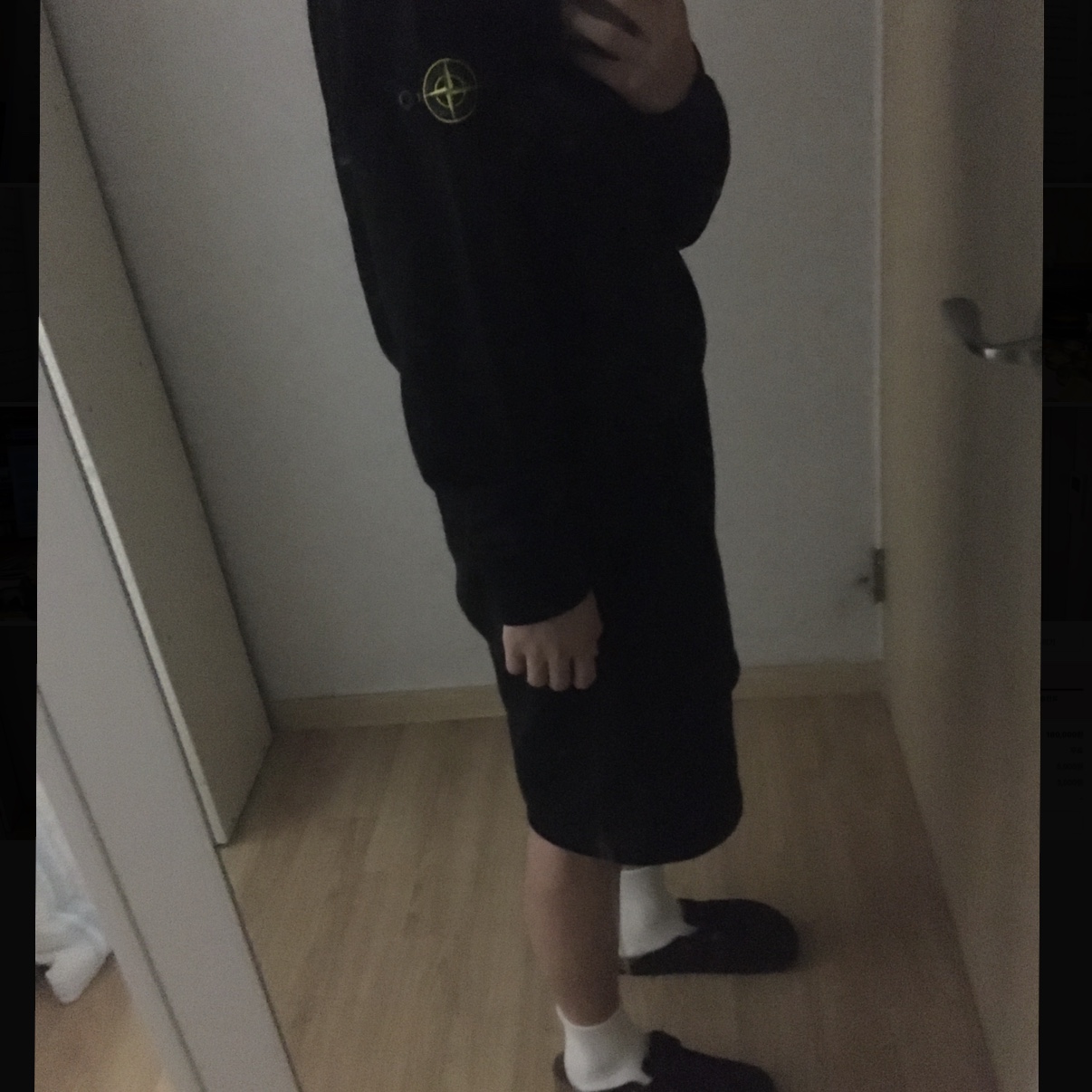 Stone Island 6100044 Organic Cotton Fleece Crewneck Sweatshirt with Ribbed Details Black - 25SS, Birkenstock Boston Soft Footbed Mocha - Regular 착용 스타일