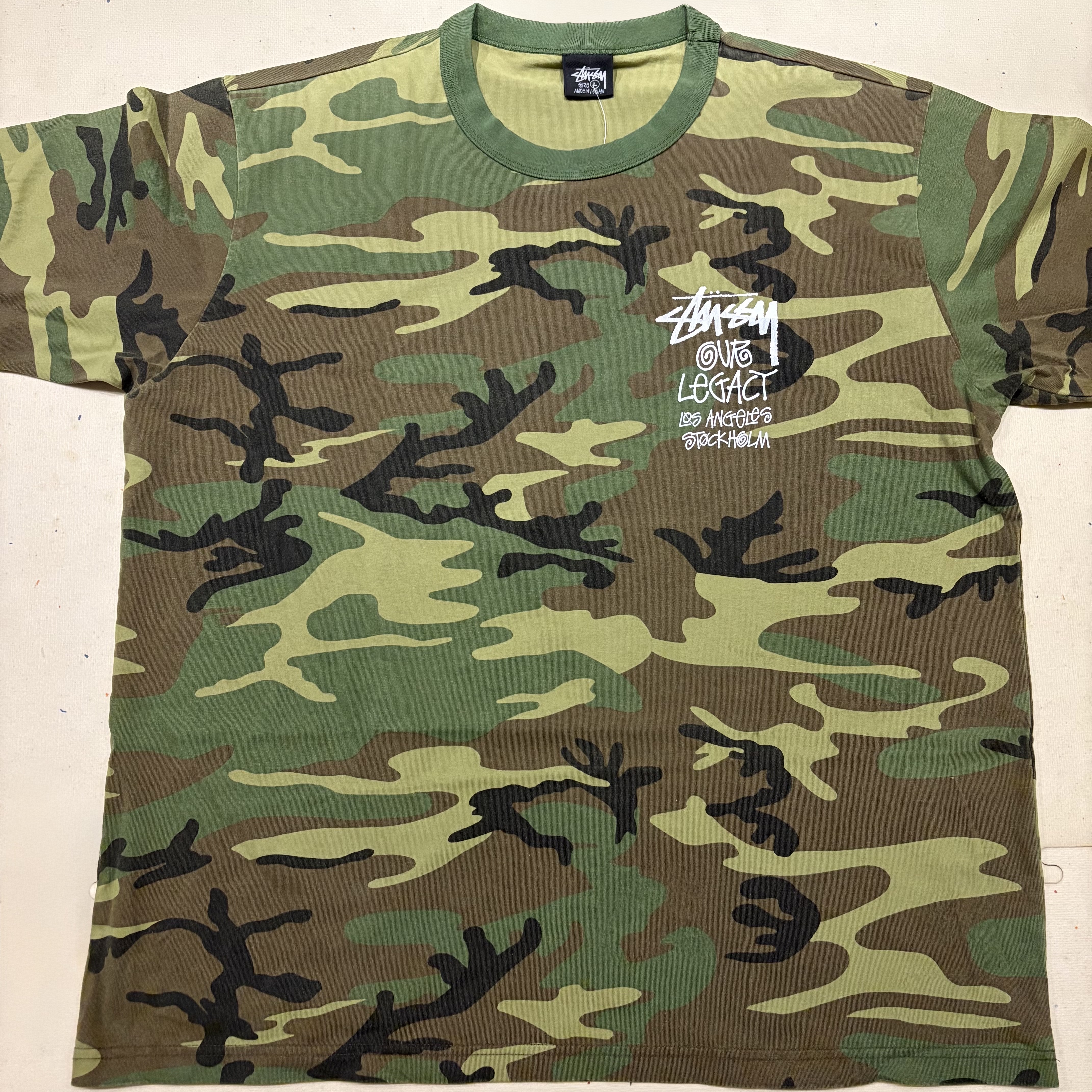 Stussy x Our Legacy Work Shop Surfman Pigment Dyed T-Shirt Camo 착용 스타일 - 2