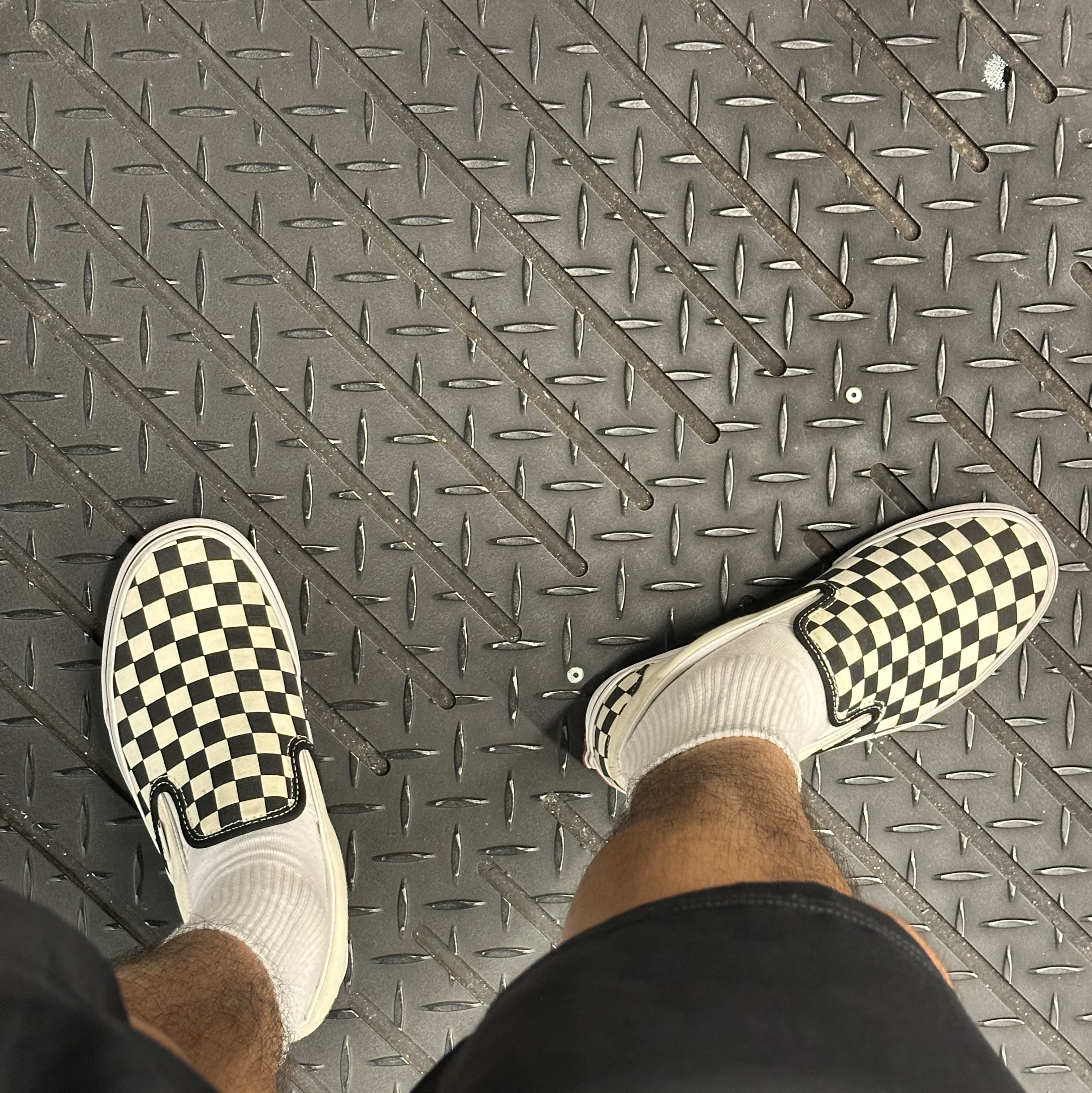Vans Slip-On Checkerboard 착용 스타일