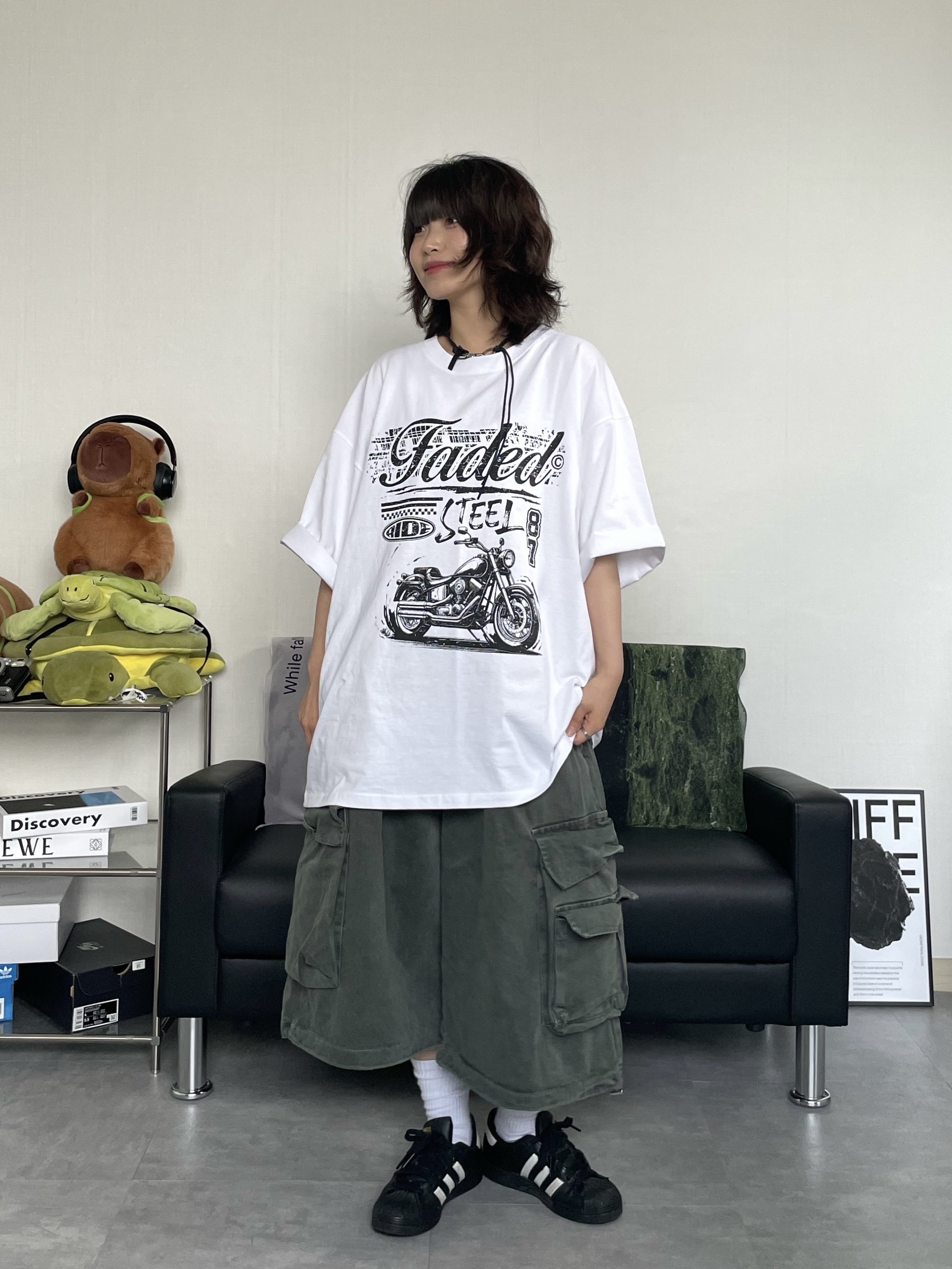 Adidas Superstar Core Black White, Our Legacy Ladon Leather Keychain Black 착용 스타일 - 3