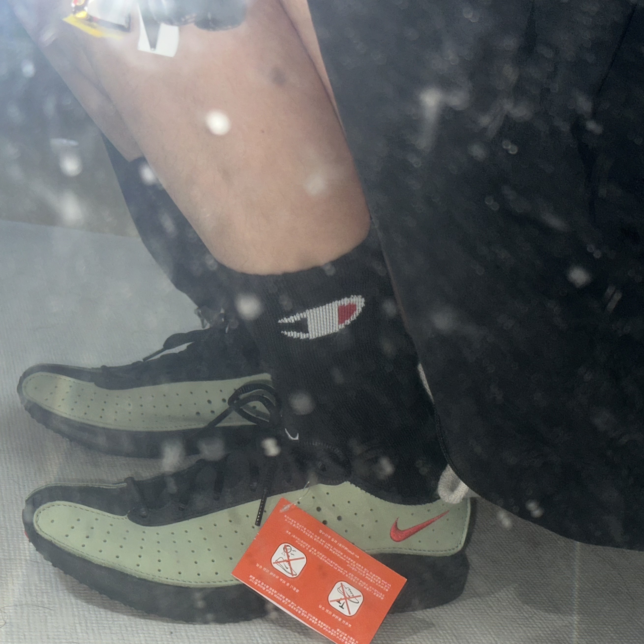 (W) Nike Air Superfly Oil Green Black 착용 스타일 - 2