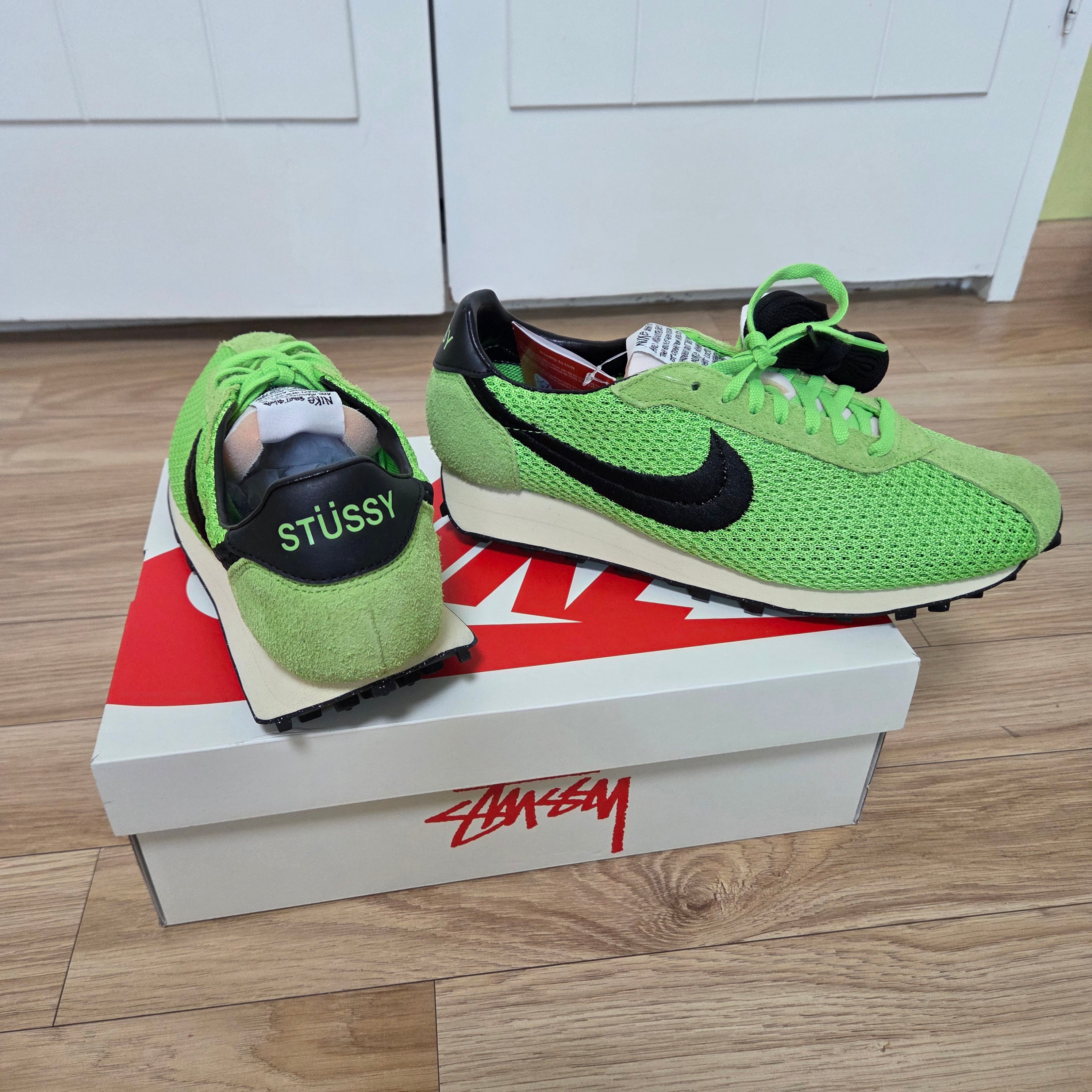 Nike x Stussy LD-1000 SP Action Green and Black 착용 스타일 - 2