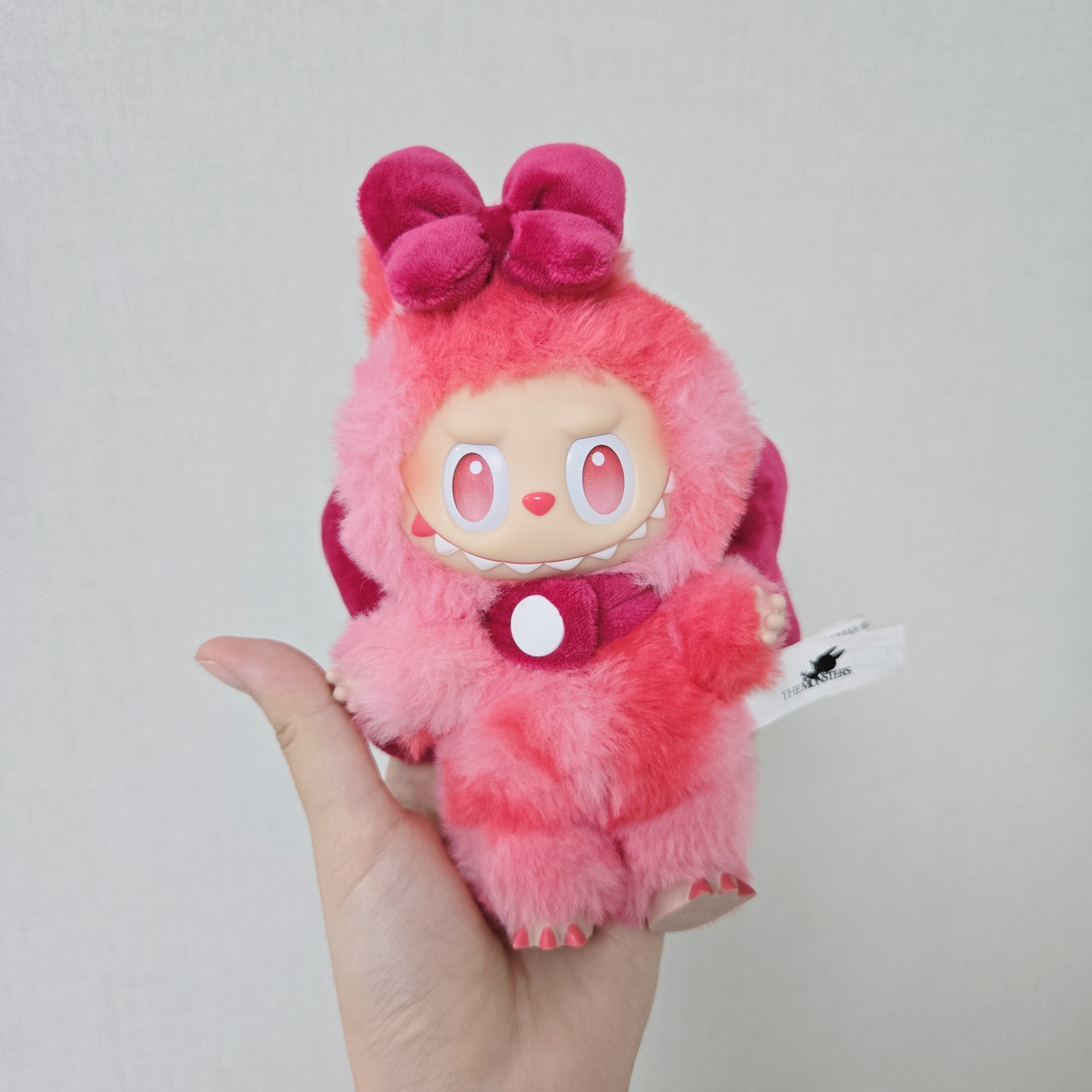 Pop Mart Labubu The Monsters Highlight Series Sealed Case (1 Blind Box) 착용 스타일 - 1