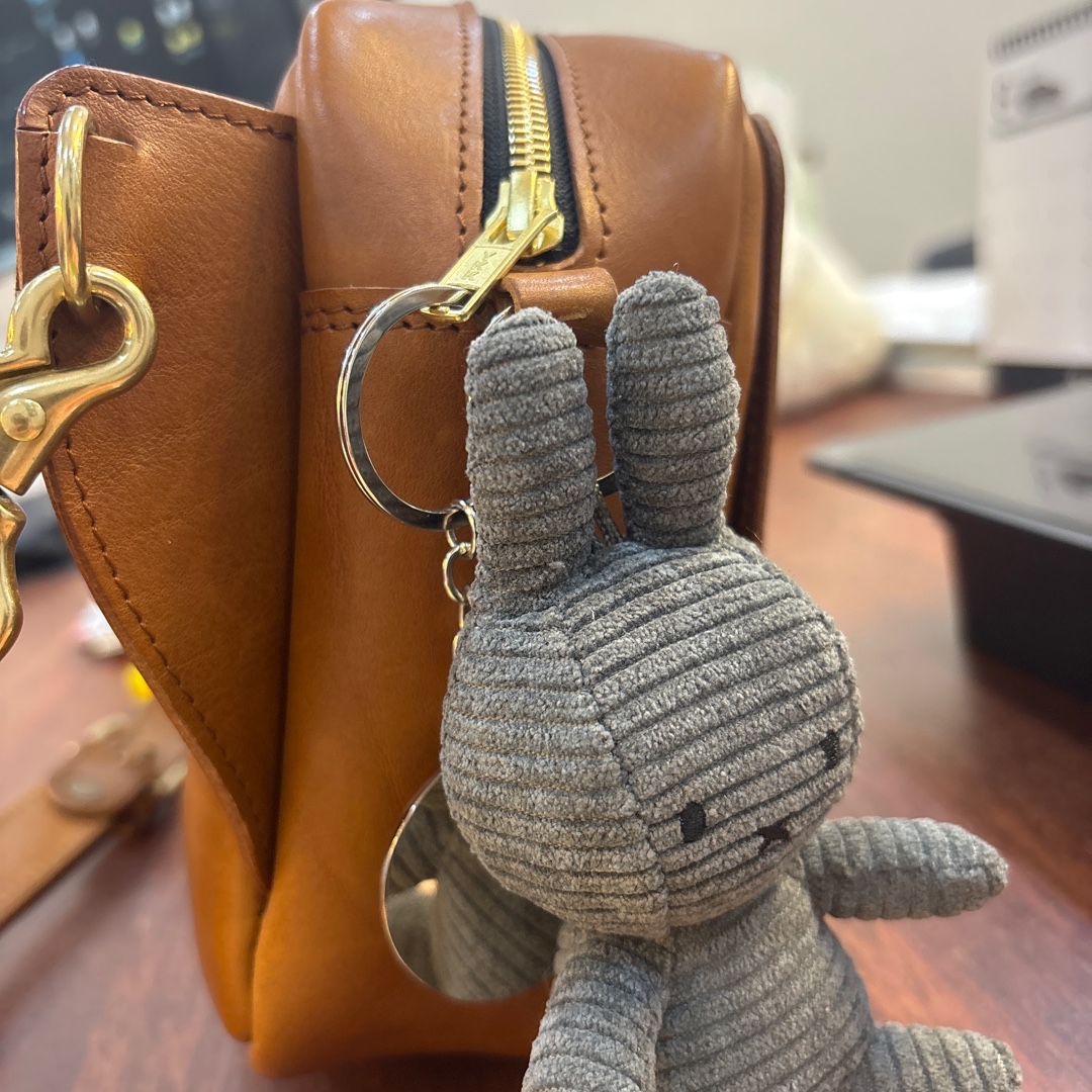 Miffy x Bon Ton Toys Keychain Corduroy Grey 착용 스타일