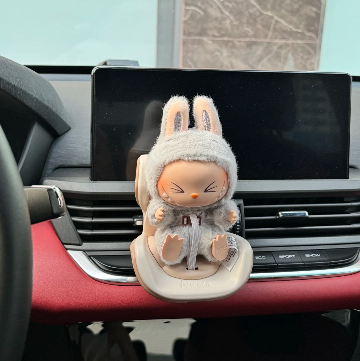 Pop Mart Labubu Let's Play Together Doll Series Hehe Keyring (Opened Case) 착용 스타일
