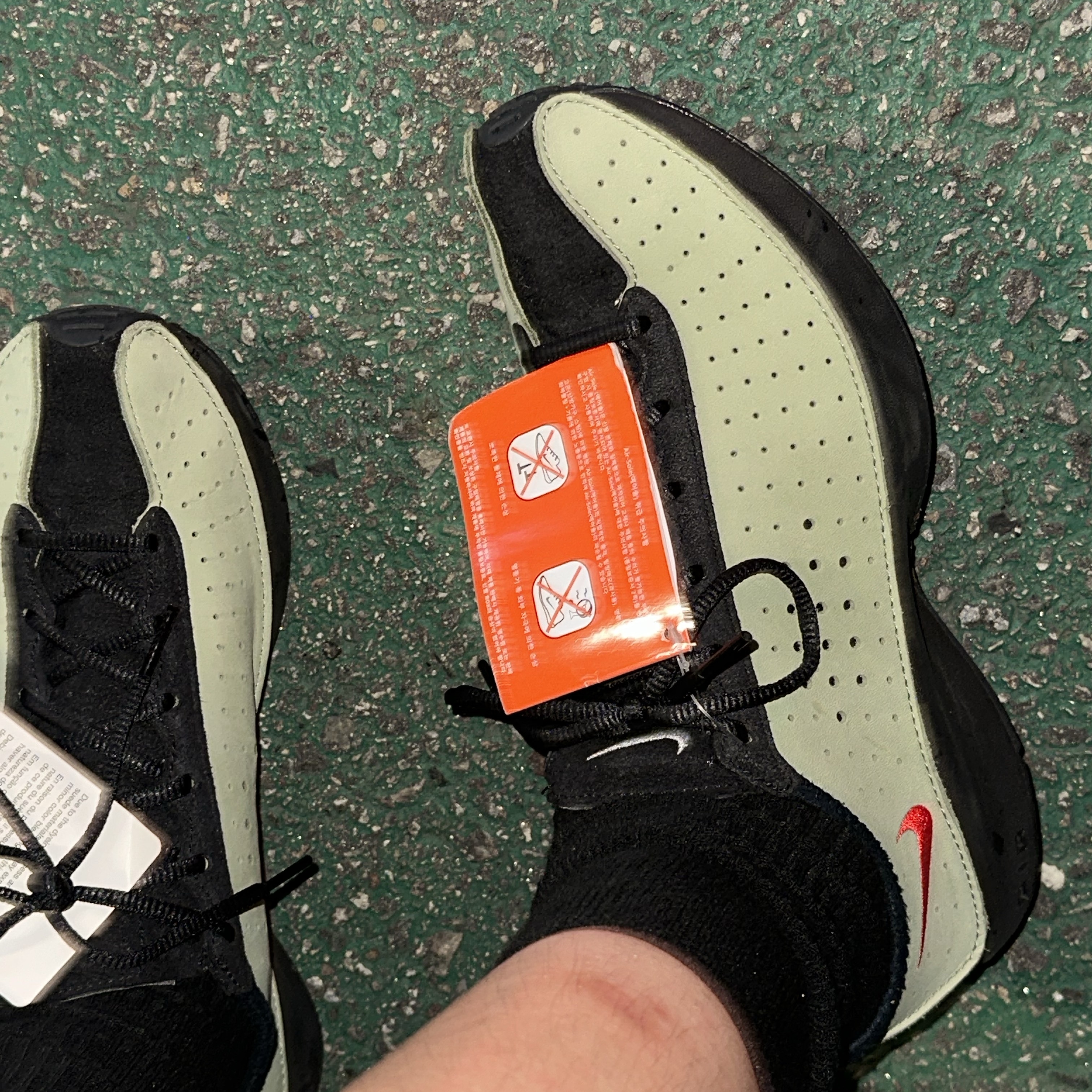 (W) Nike Air Superfly Oil Green Black 착용 스타일 - 7
